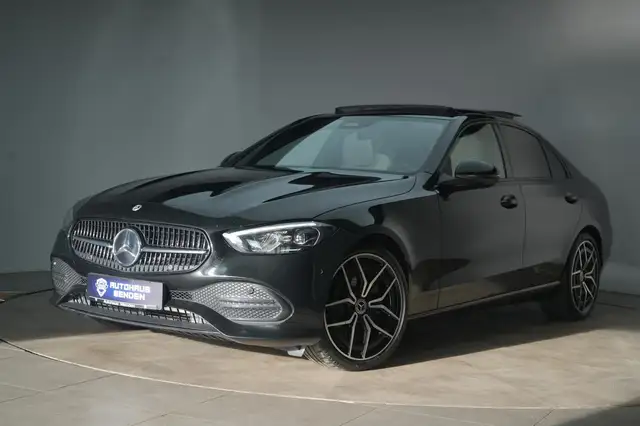 Mercedes-Benz C view 3