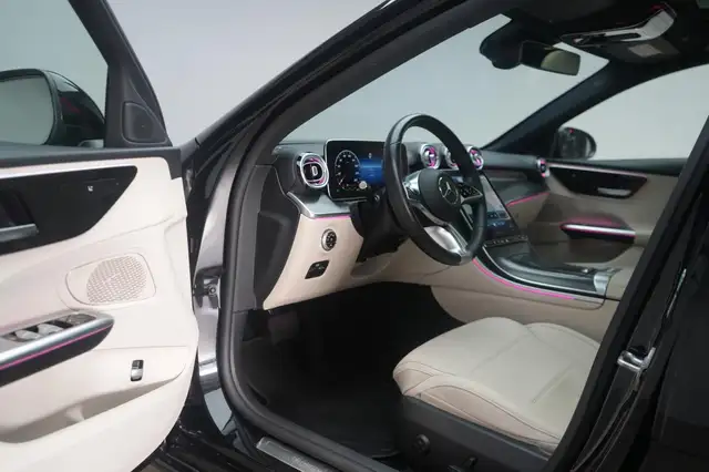 Mercedes-Benz C view 13