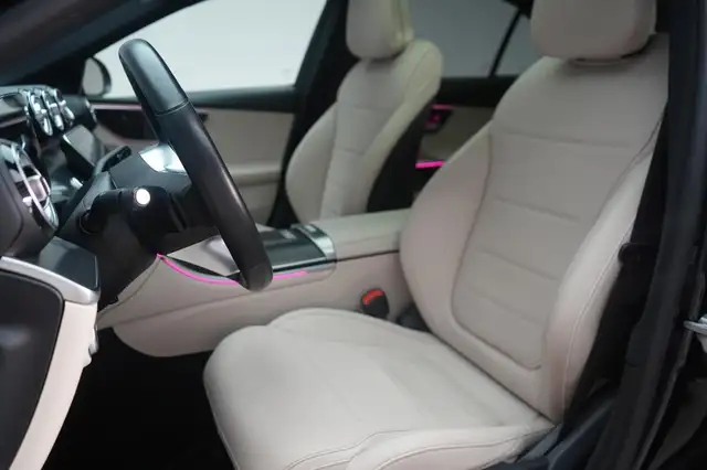 Mercedes-Benz C view 12
