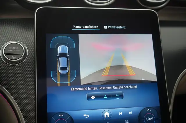 Mercedes-Benz C view 15