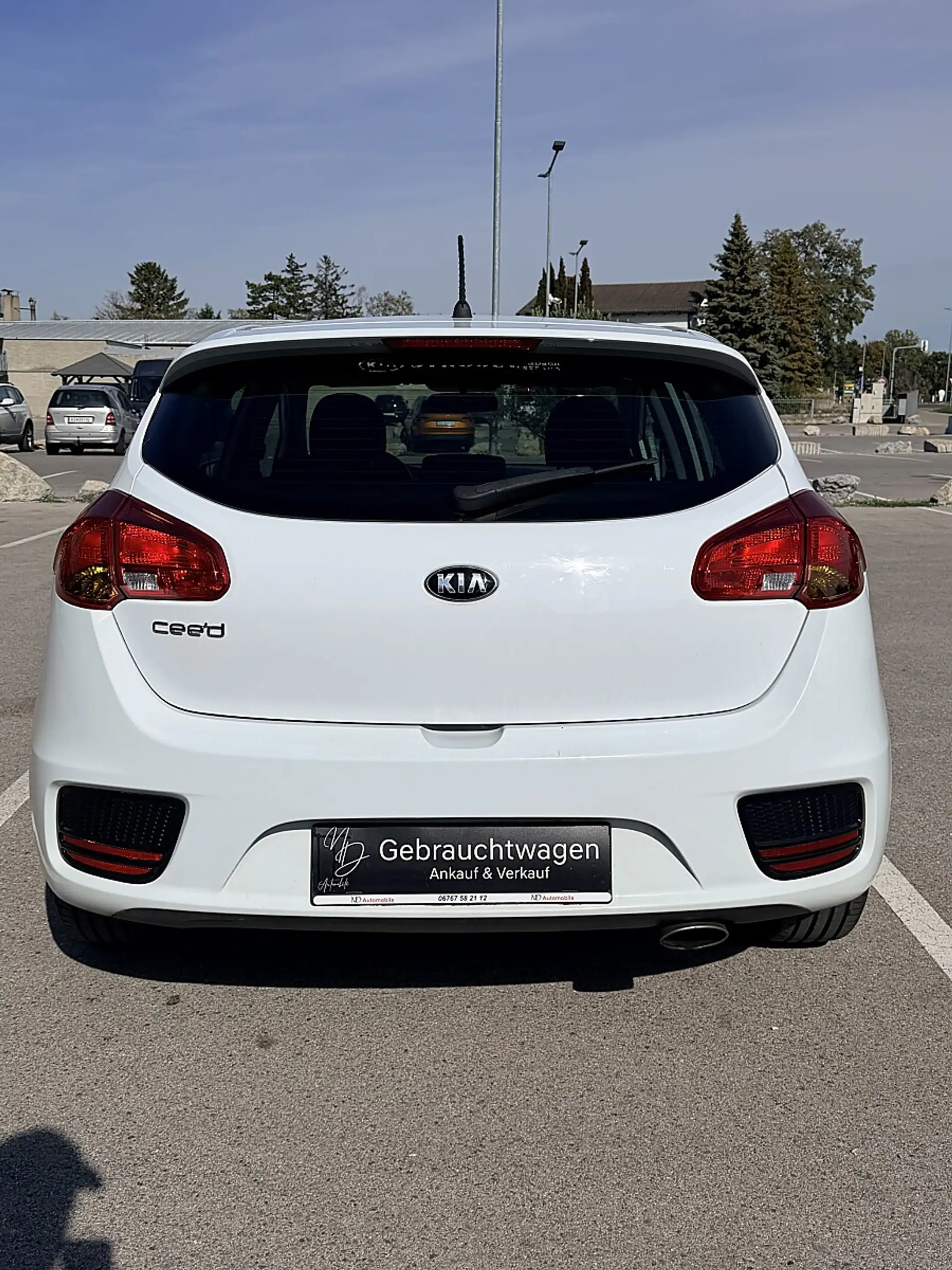 Kia Ceed / cee'd cee'd 1.4 CVVT Titan Plus * Sehr gepflegt* — photo 6