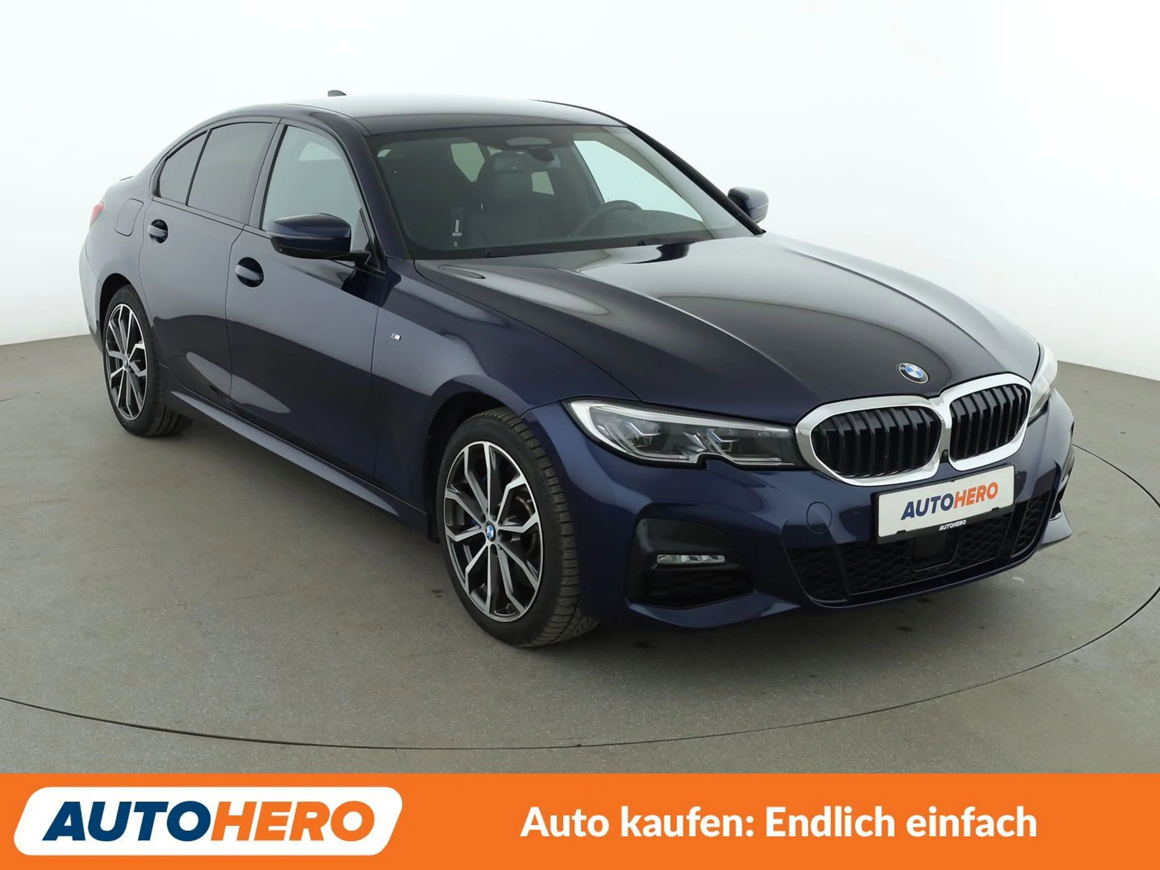 BMW 330 330e M Sport — photo 8