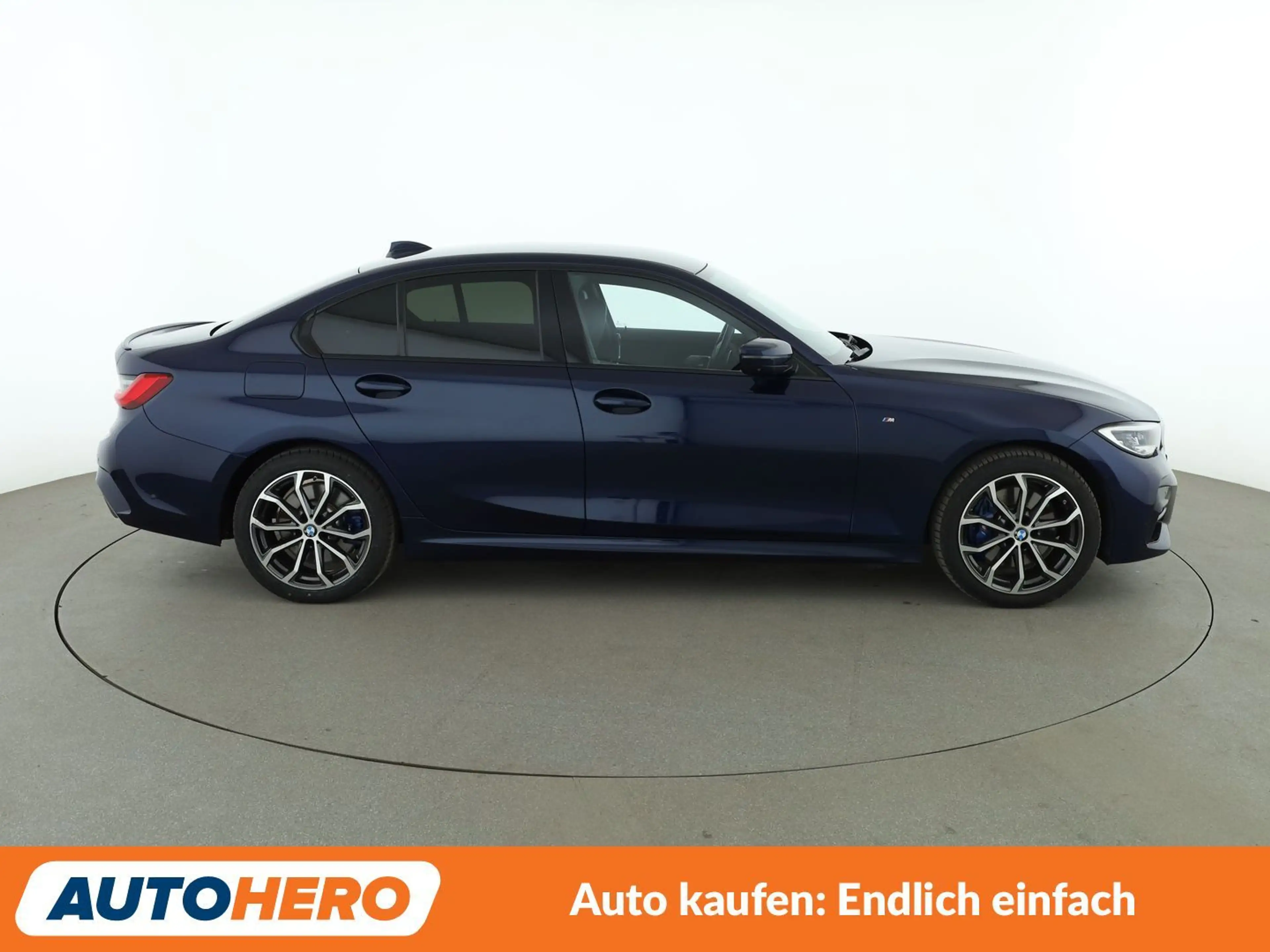 BMW 330 330e M Sport — photo 7