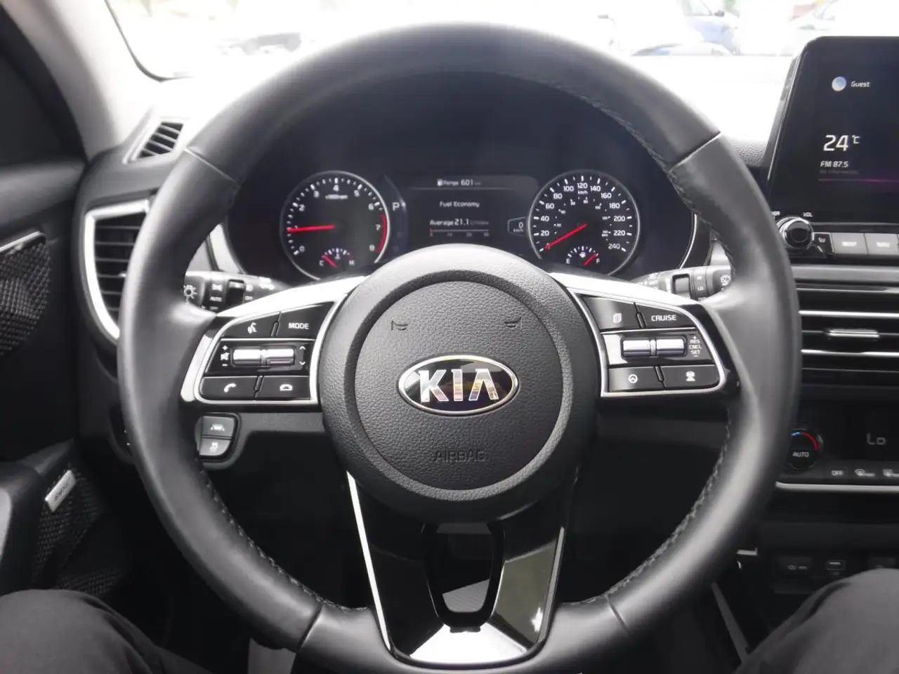 Kia Seltos fotografie Kia Seltos