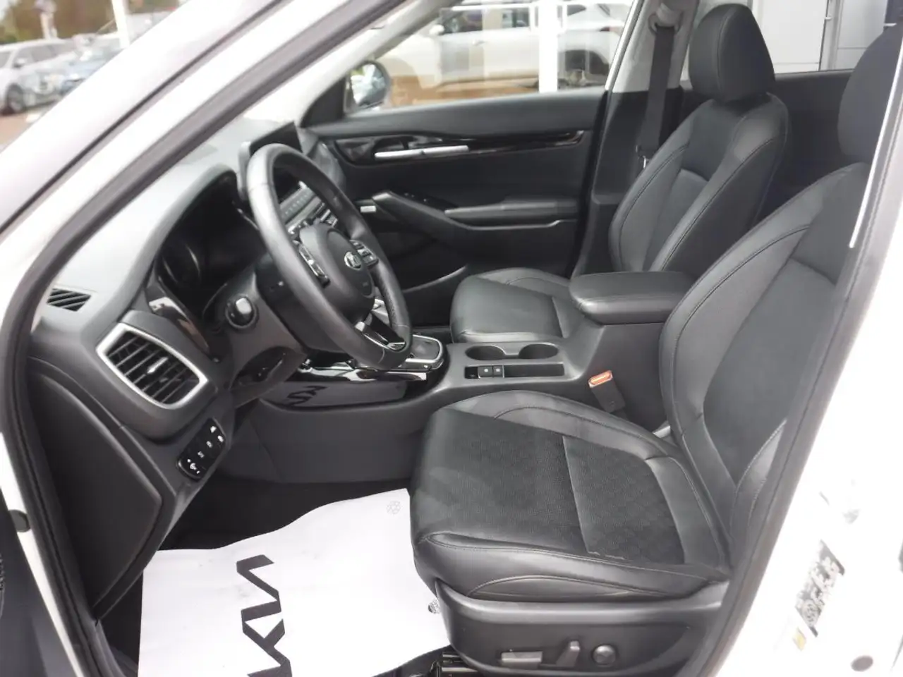 Kia Seltos fotografie Kia Seltos