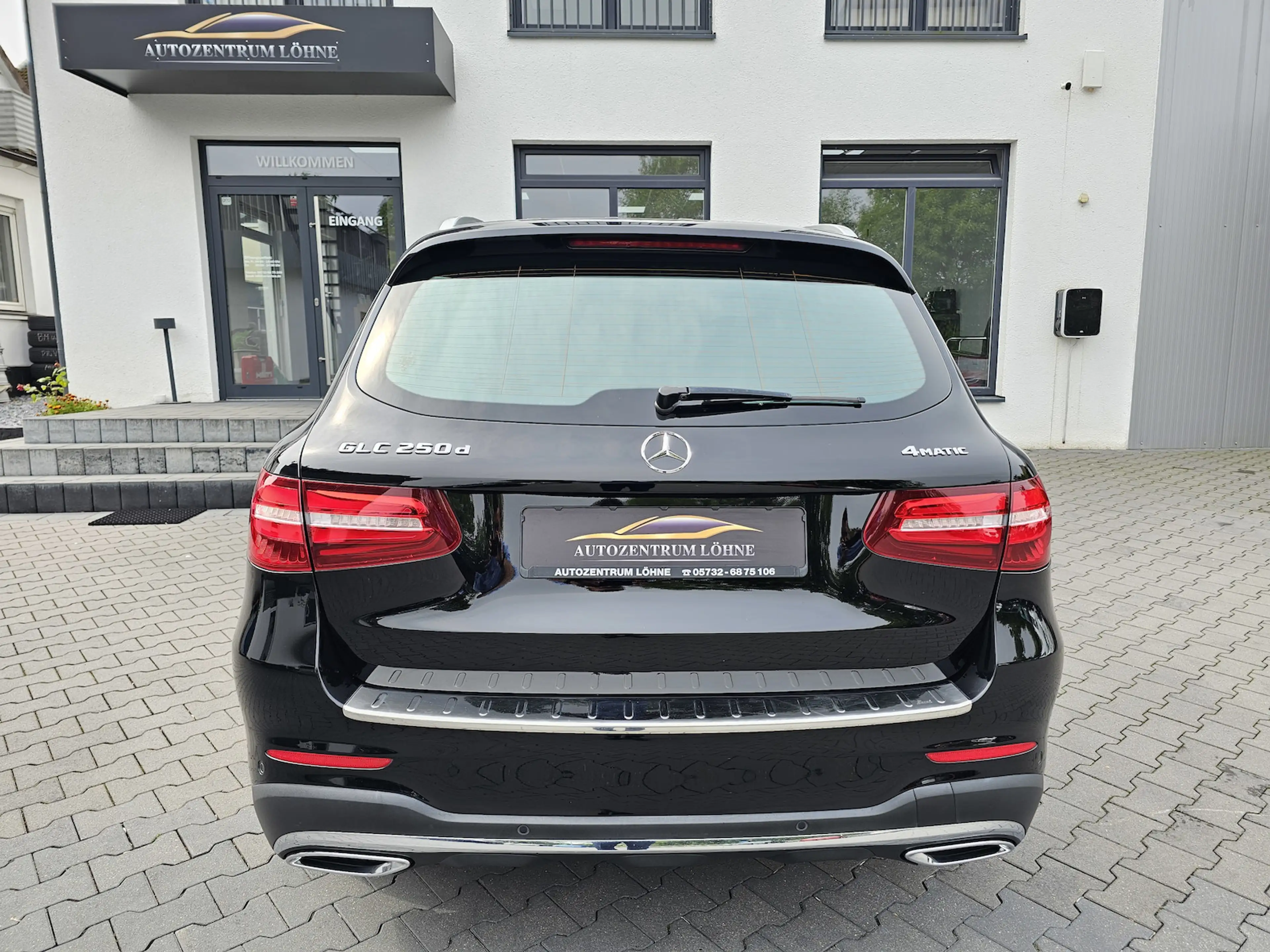 Mercedes-Benz GLC 250 d 4M AMG Line LED NAVI KAMERA TEILLEDER — photo 5