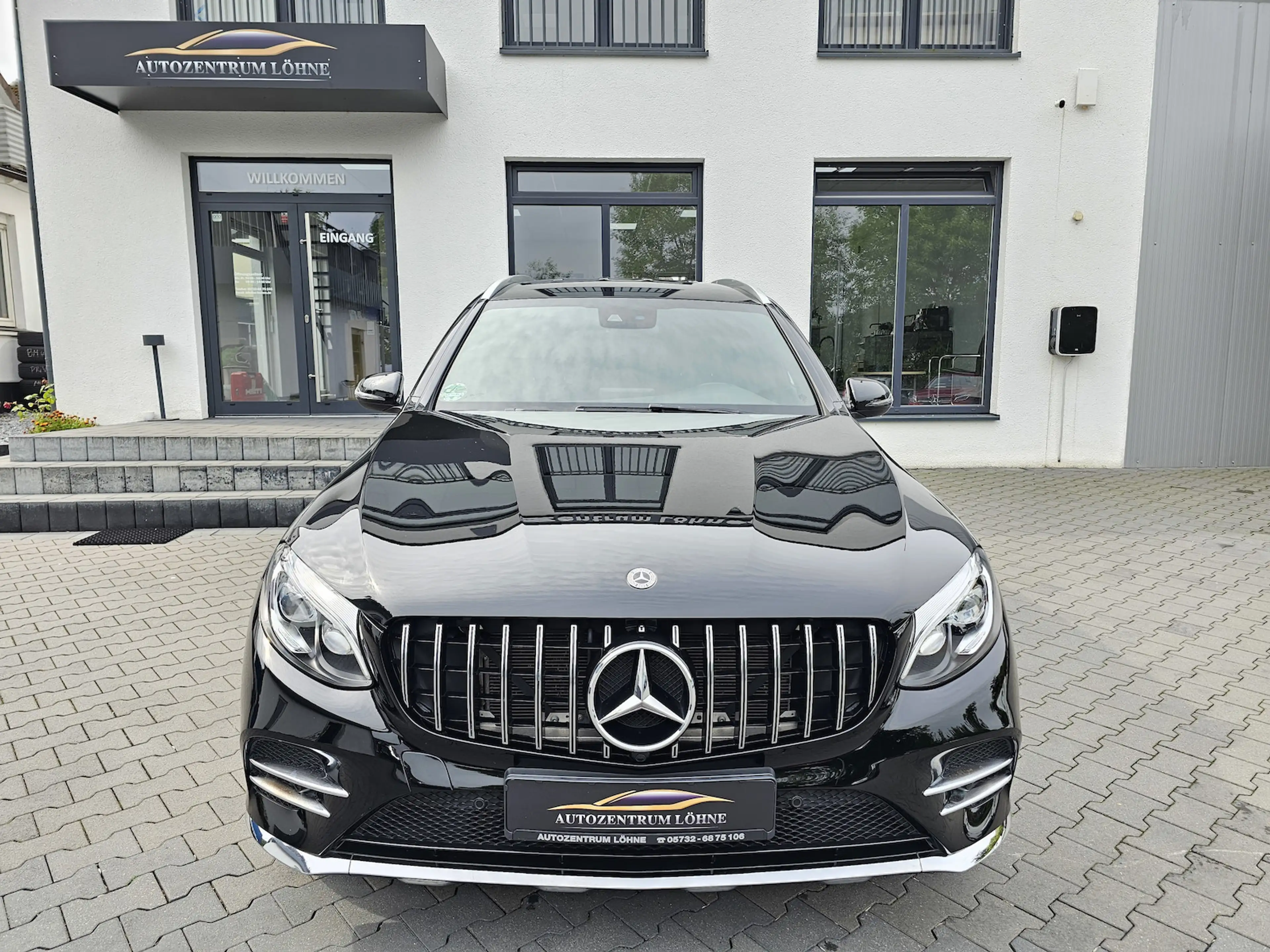 Mercedes-Benz GLC 250 d 4M AMG Line LED NAVI KAMERA TEILLEDER — photo 2