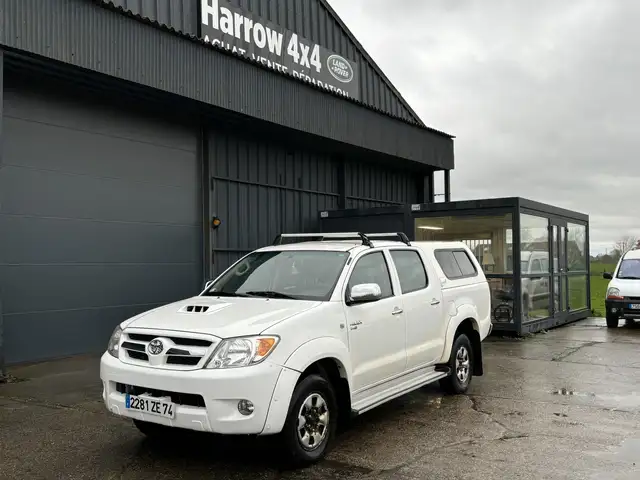 Toyota Hilux DBLE CAB 120 D-4D 4x4 VX