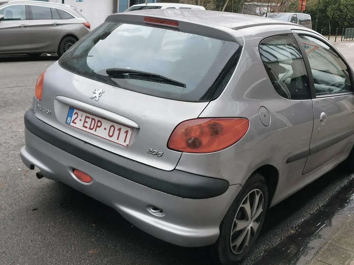 Peugeot 206 206 1.1i X-Line Argent - 2