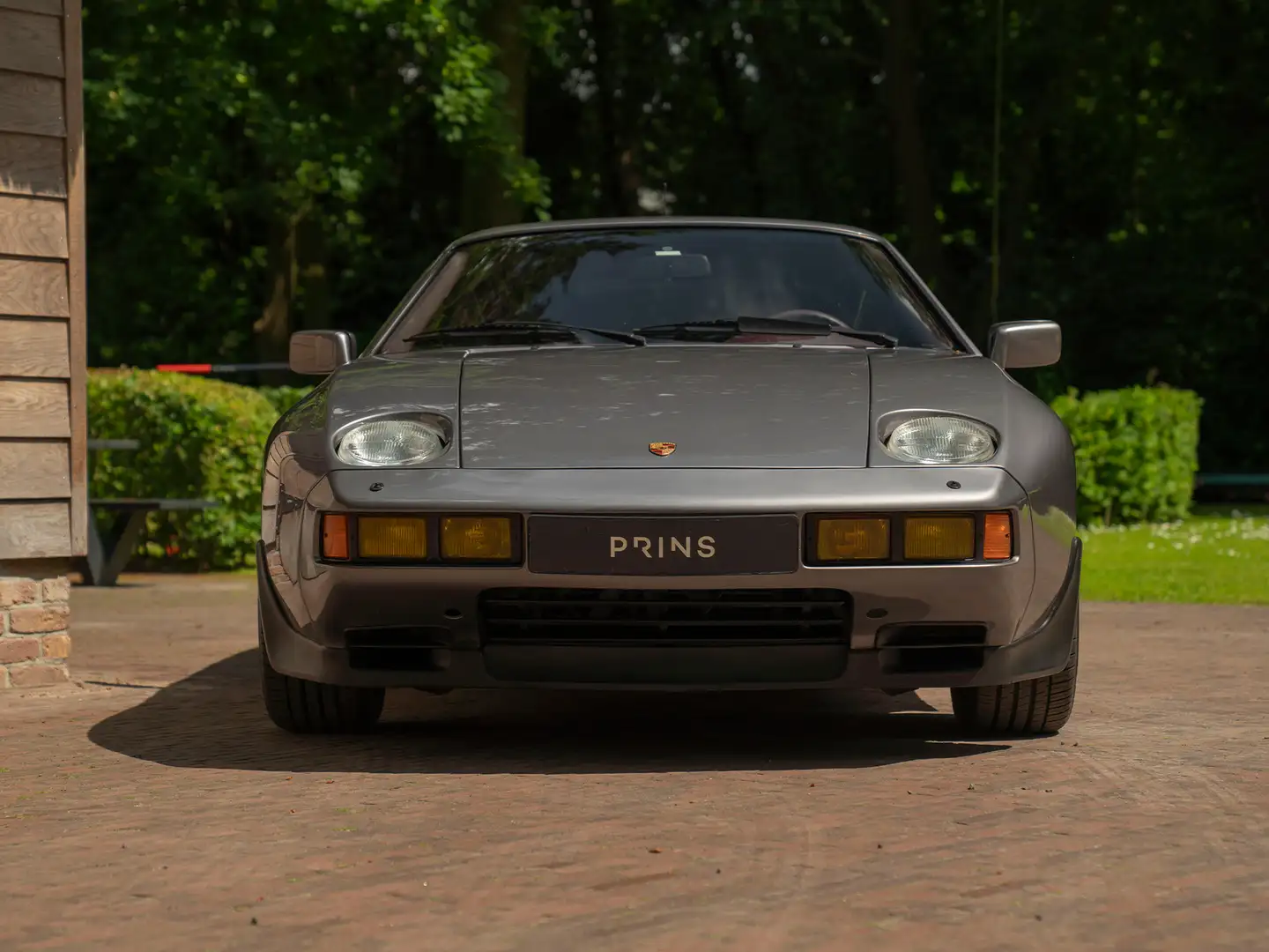 Porsche 928 4.7 S Coupé | Manual | Schuifdak | Meteor Grey Grijs - 2