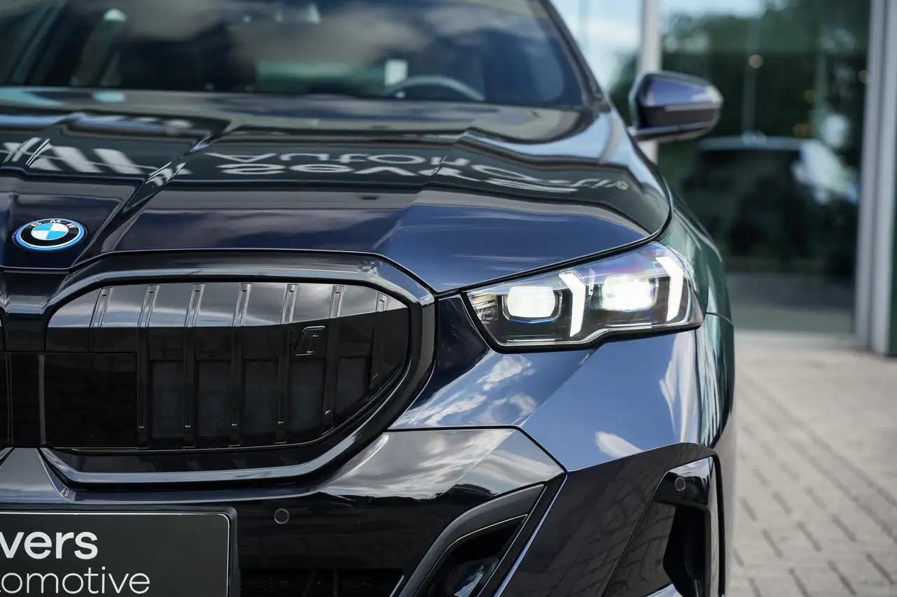 BMW i5 2026 — фото 29