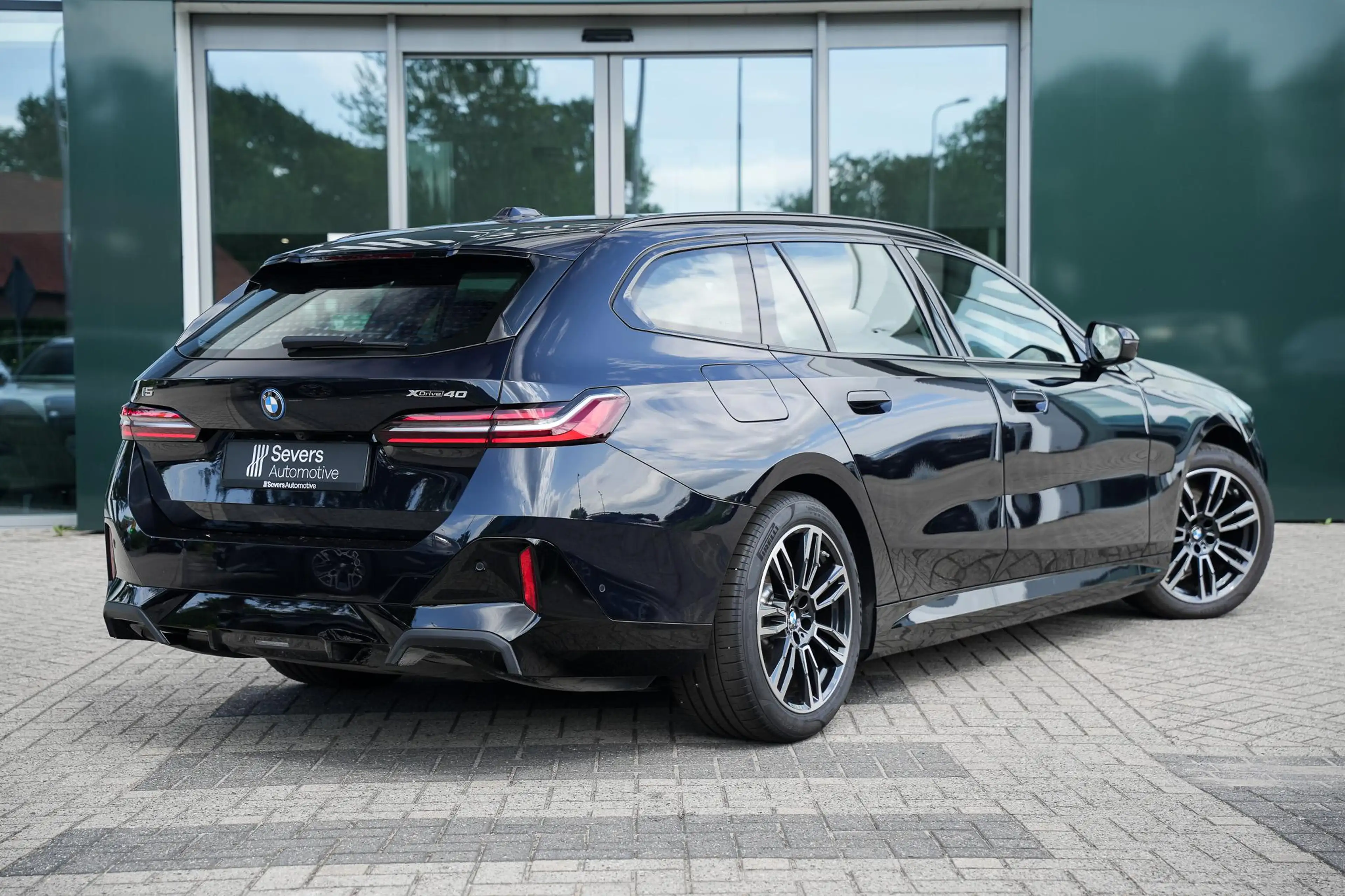 BMW i5 Touring xDrive40 84 kWh | M Sport | Elektrische Tr — photo 3