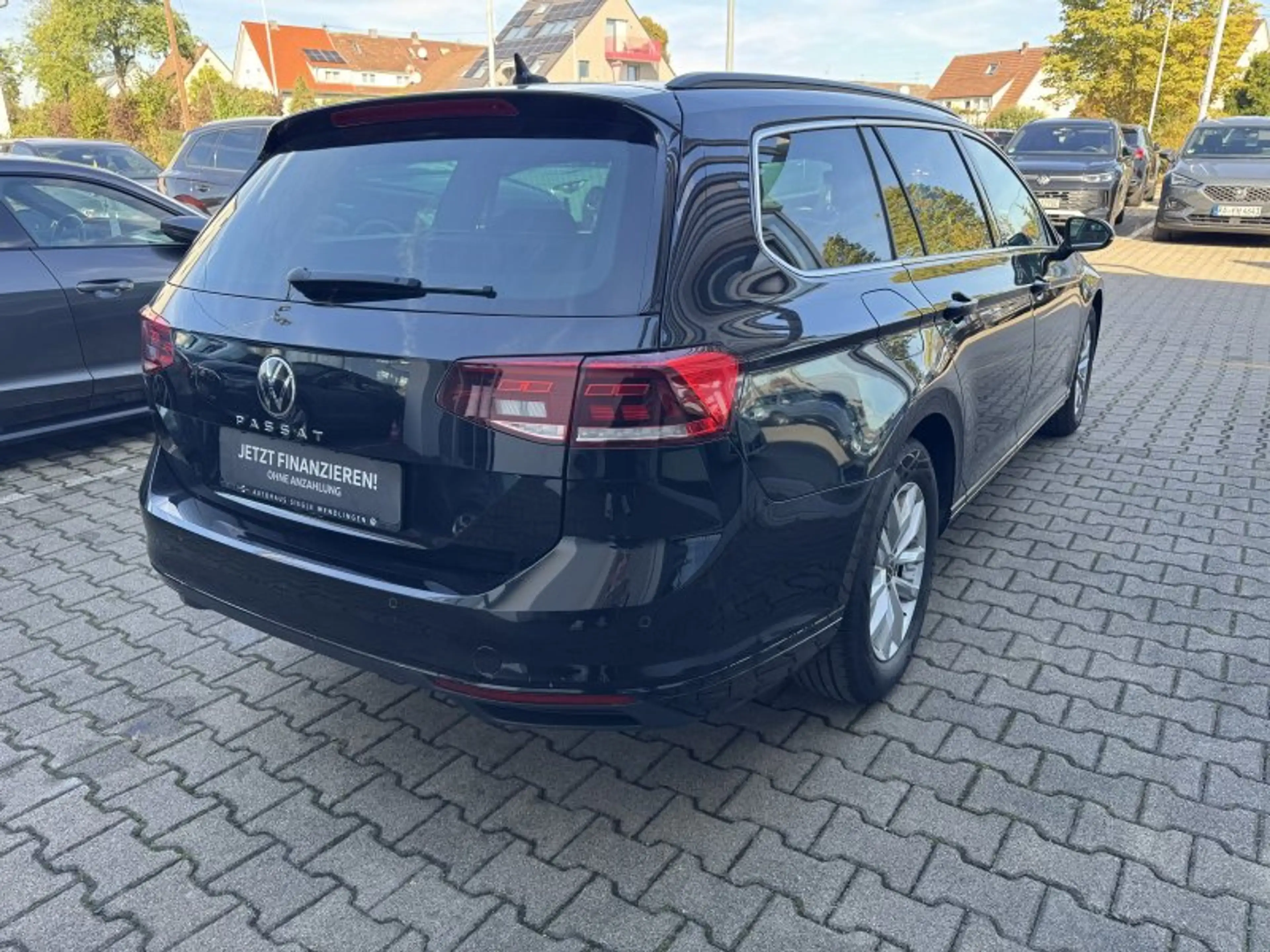 Volkswagen Passat Variant 2.0 TDI Business AHK Pano DSG Navi ACC LED Kamera — photo 7