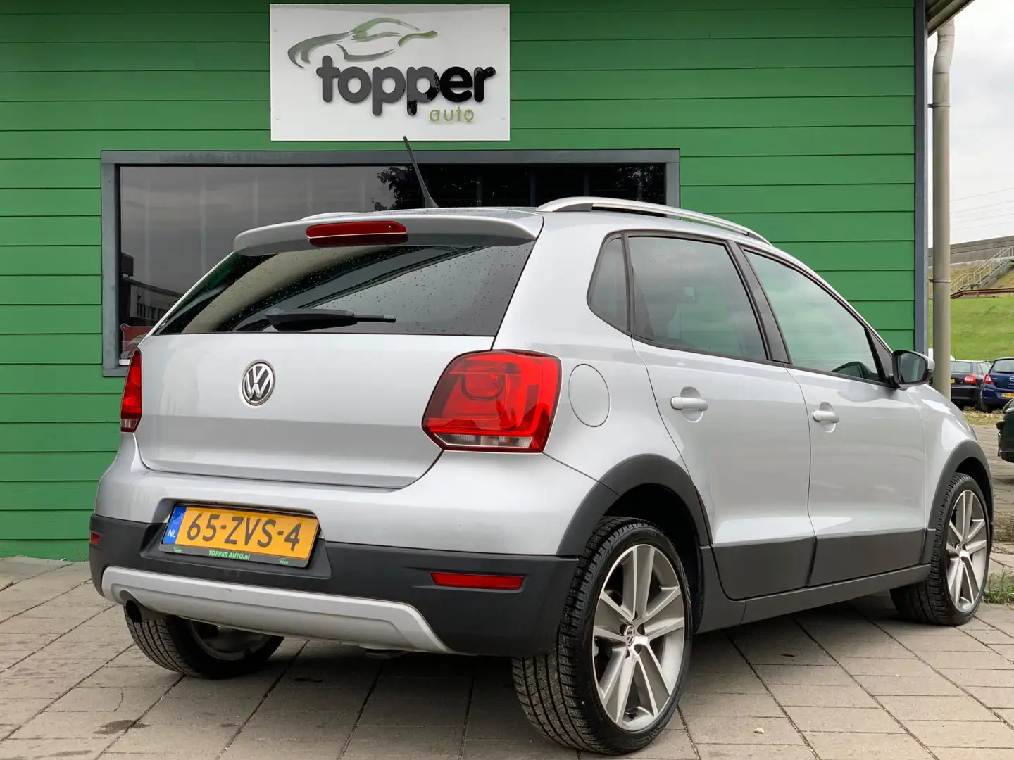 Volkswagen Polo Cross 1.2 TSI | Automaat | Cruise Control | Navigatie | Gris - 2