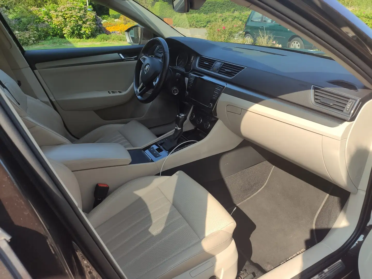 Skoda Superb 1.8 TSI Style Bns Bruin - 1