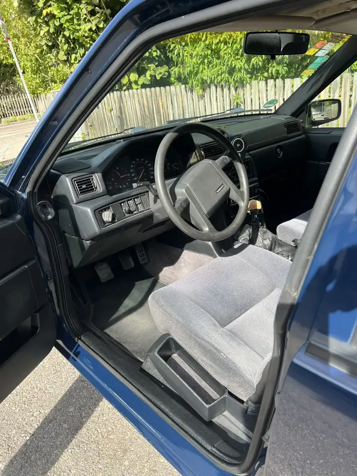 Volvo 944, foto 12
