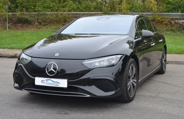 Mercedes-Benz EQE 300
