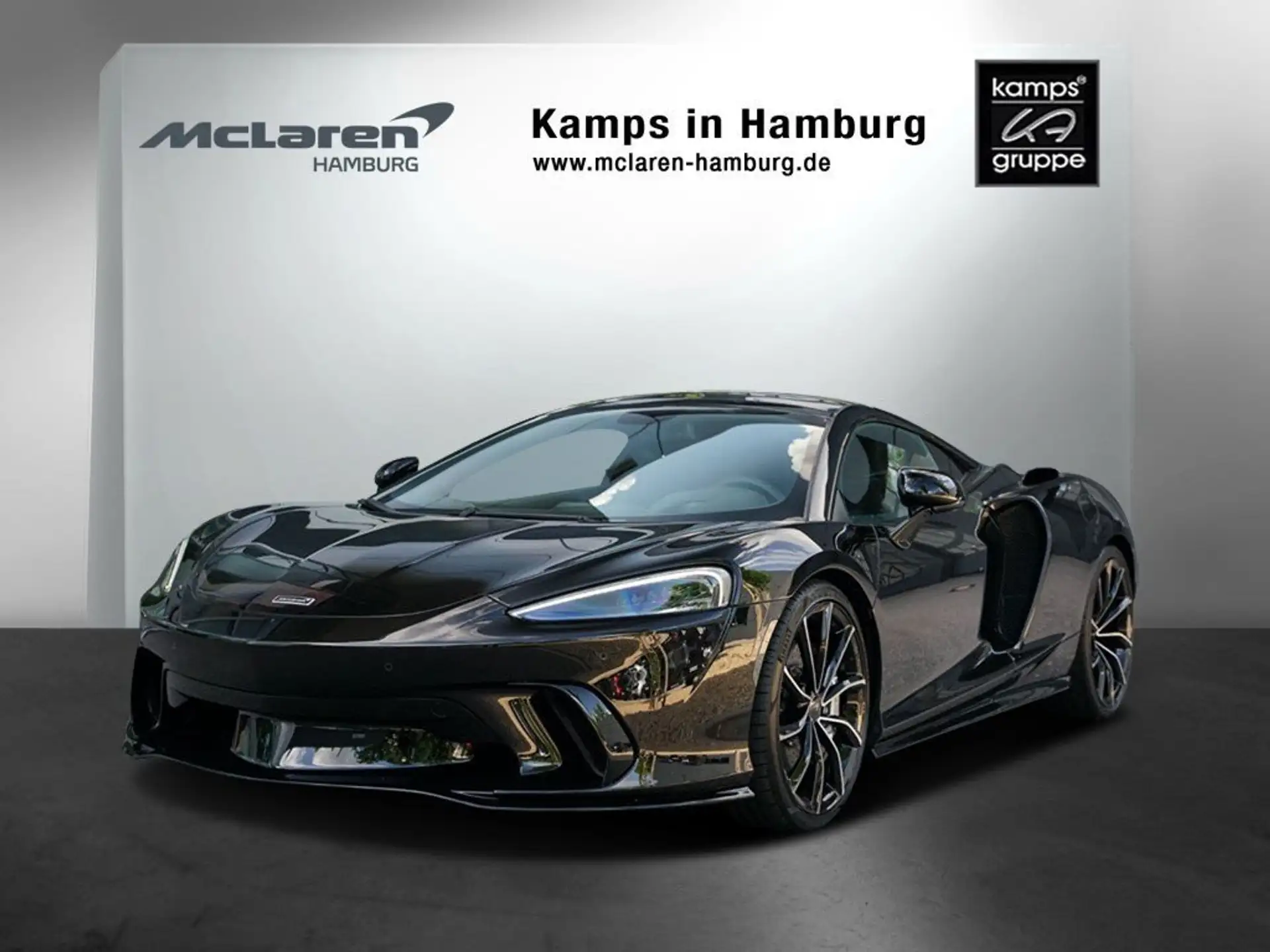 맥라렌 GTS 2025 검정 사진 1