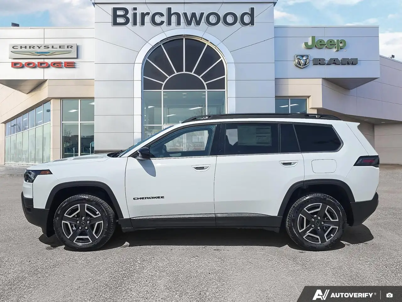 Jeep Cherokee снимка Jeep Cherokee