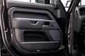 Land Rover Defender 110 P400 Defender 110 X-Dynamic HSE Schwarz - thumbnail 35