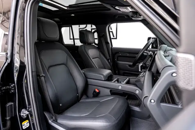 Land Rover Defender 110 P400 Defender 110 X-Dynamic HSE Ansicht 18