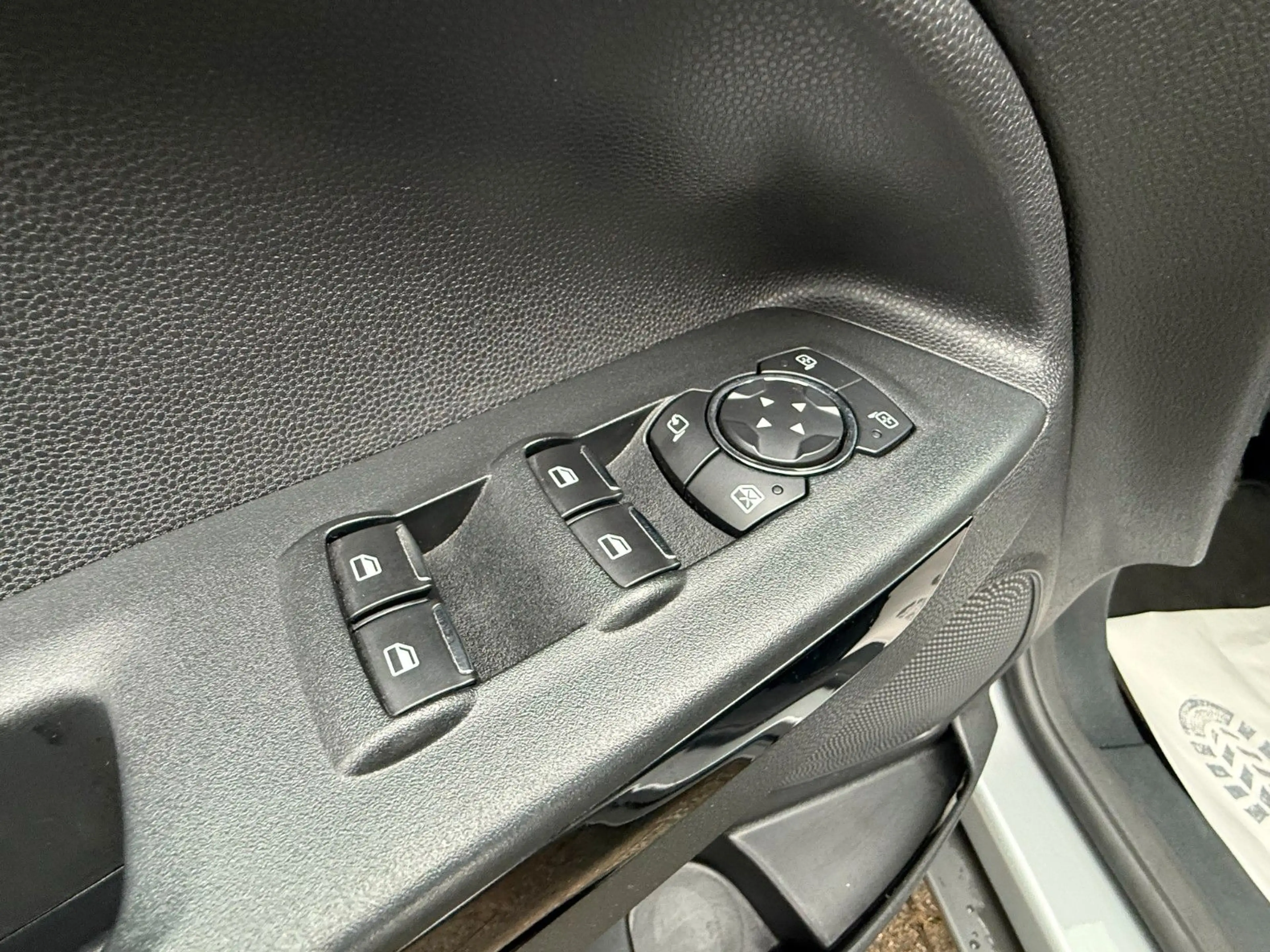 Ford EcoSport Titanium 1.HAND/KLIMA/NAVI/TEILLEDER — photo 11