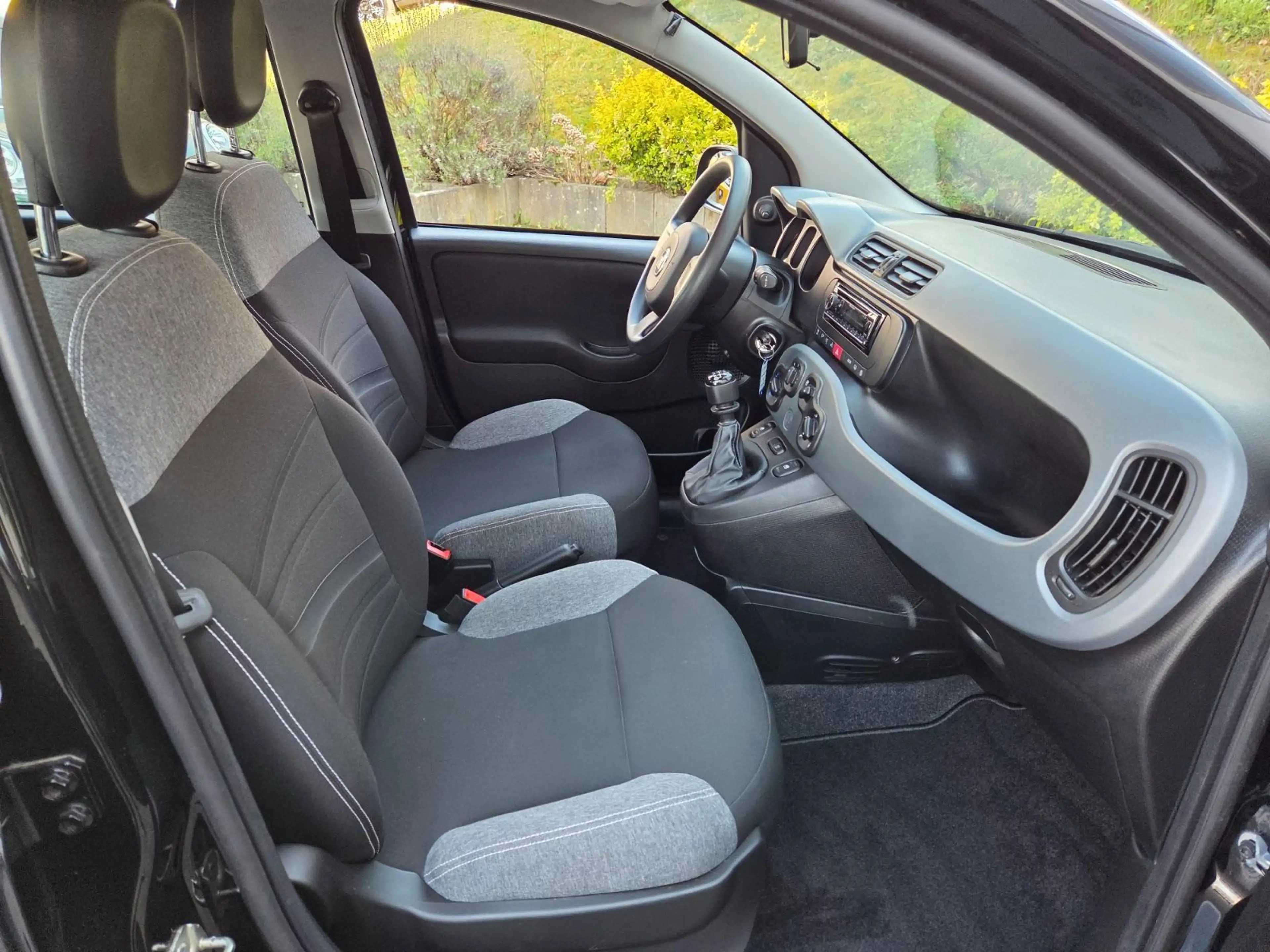 Fiat Panda Cross "City Plus" 1.0 GSE Hybrid (70PS) — photo 10