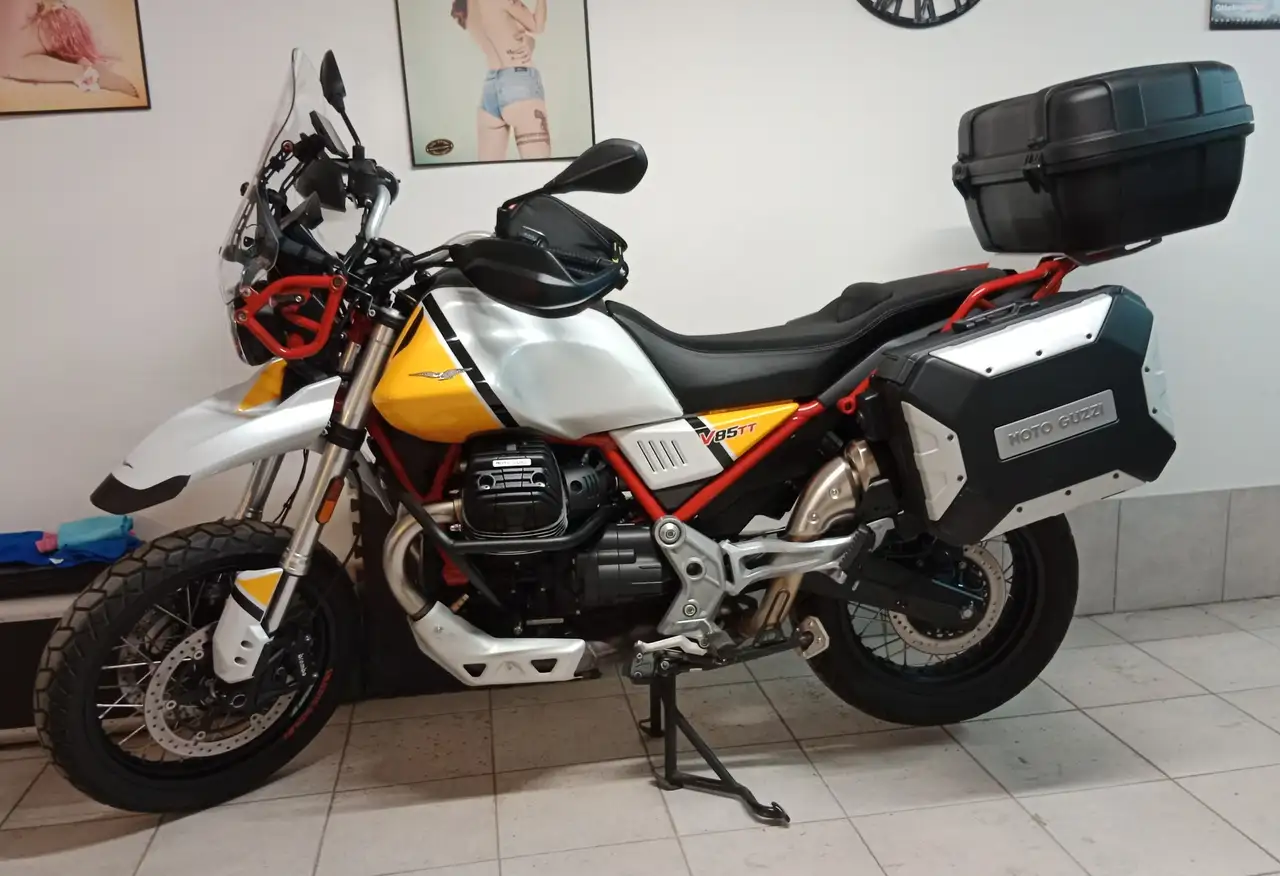 Moto Guzzi V 85 TT