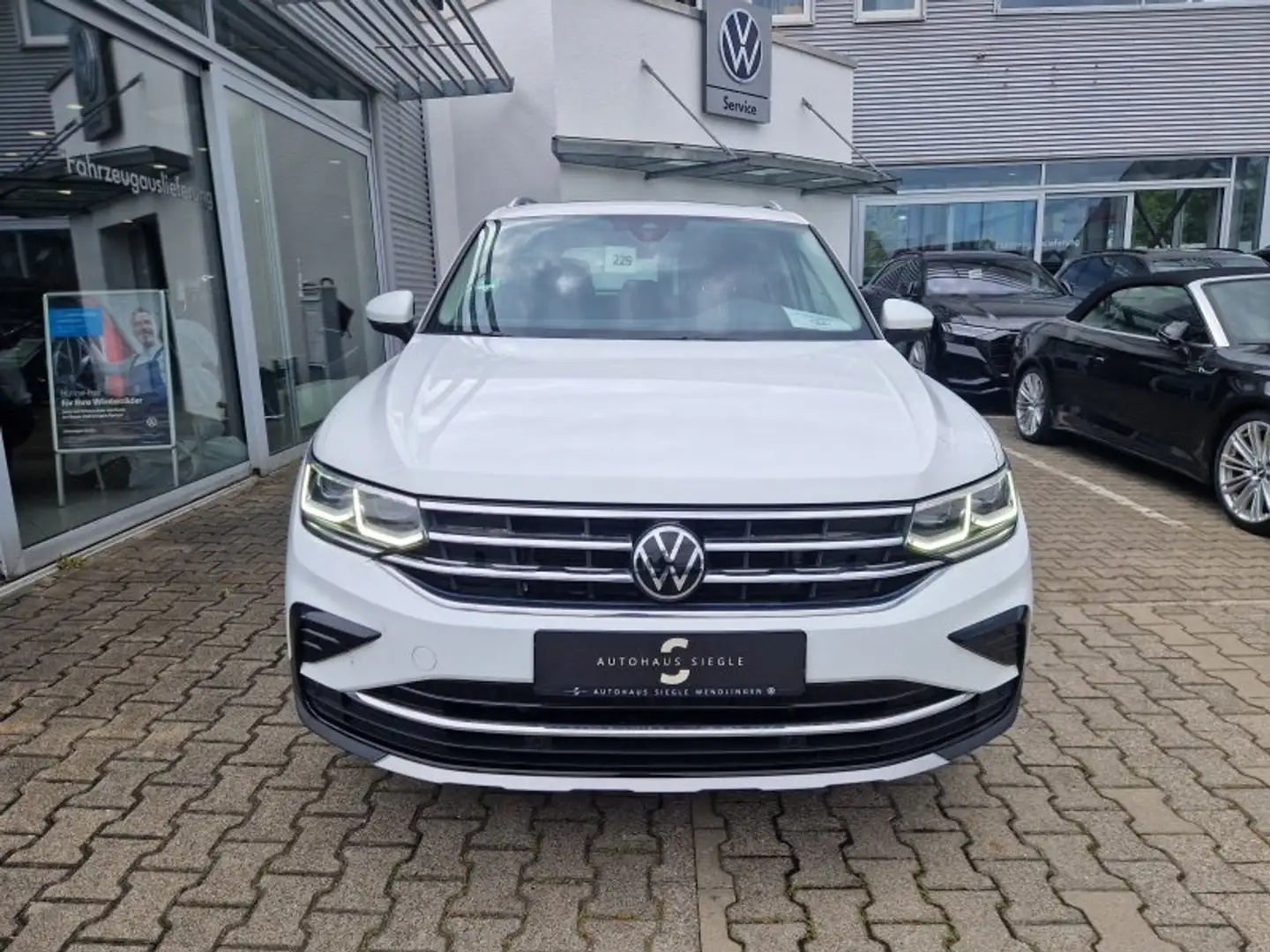 Volkswagen Tiguan 2.0 TDI Elegance DSG Leder/Alc. Navi LED-Matrix Ka Weiß - 2