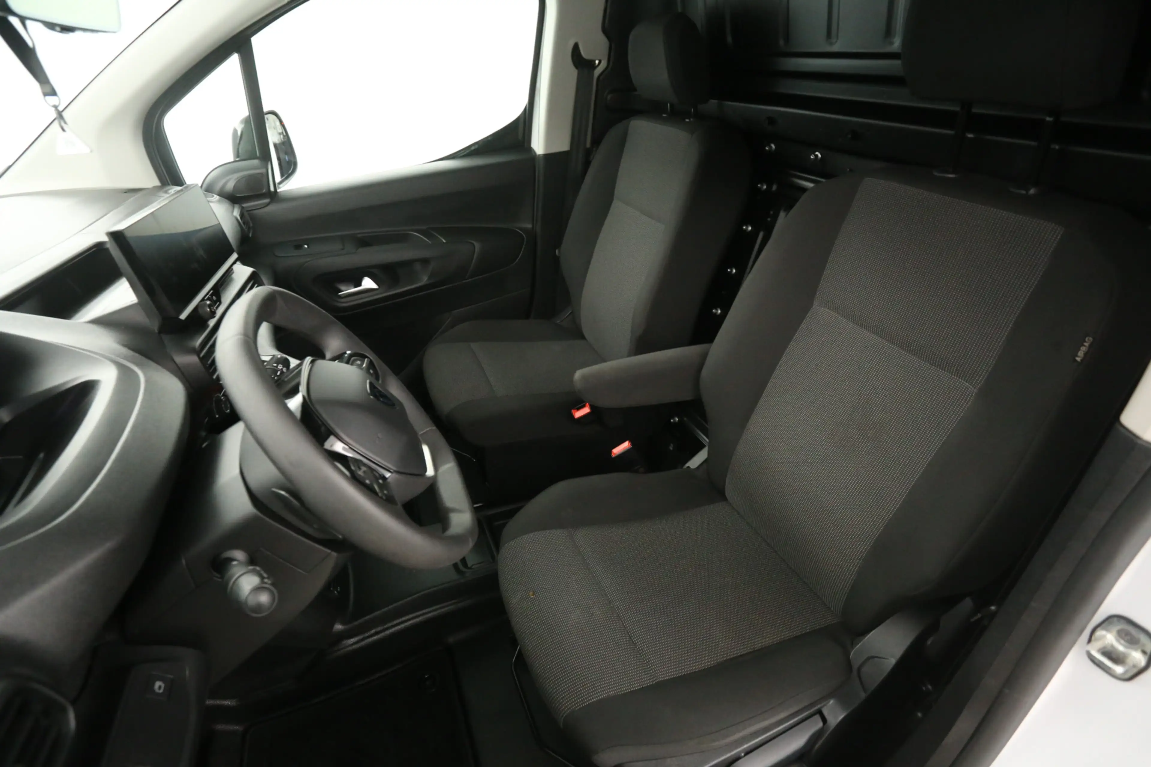Peugeot Partner 1.5 BlueHDi 130PK EAT8 | Automaat | Airco | Camera — photo 9