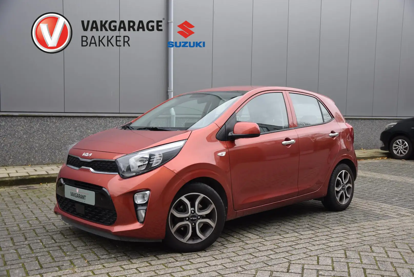Kia Picanto 1.0 DPi DynamicPlusLine | Apple carplay/ android | Orange - 1