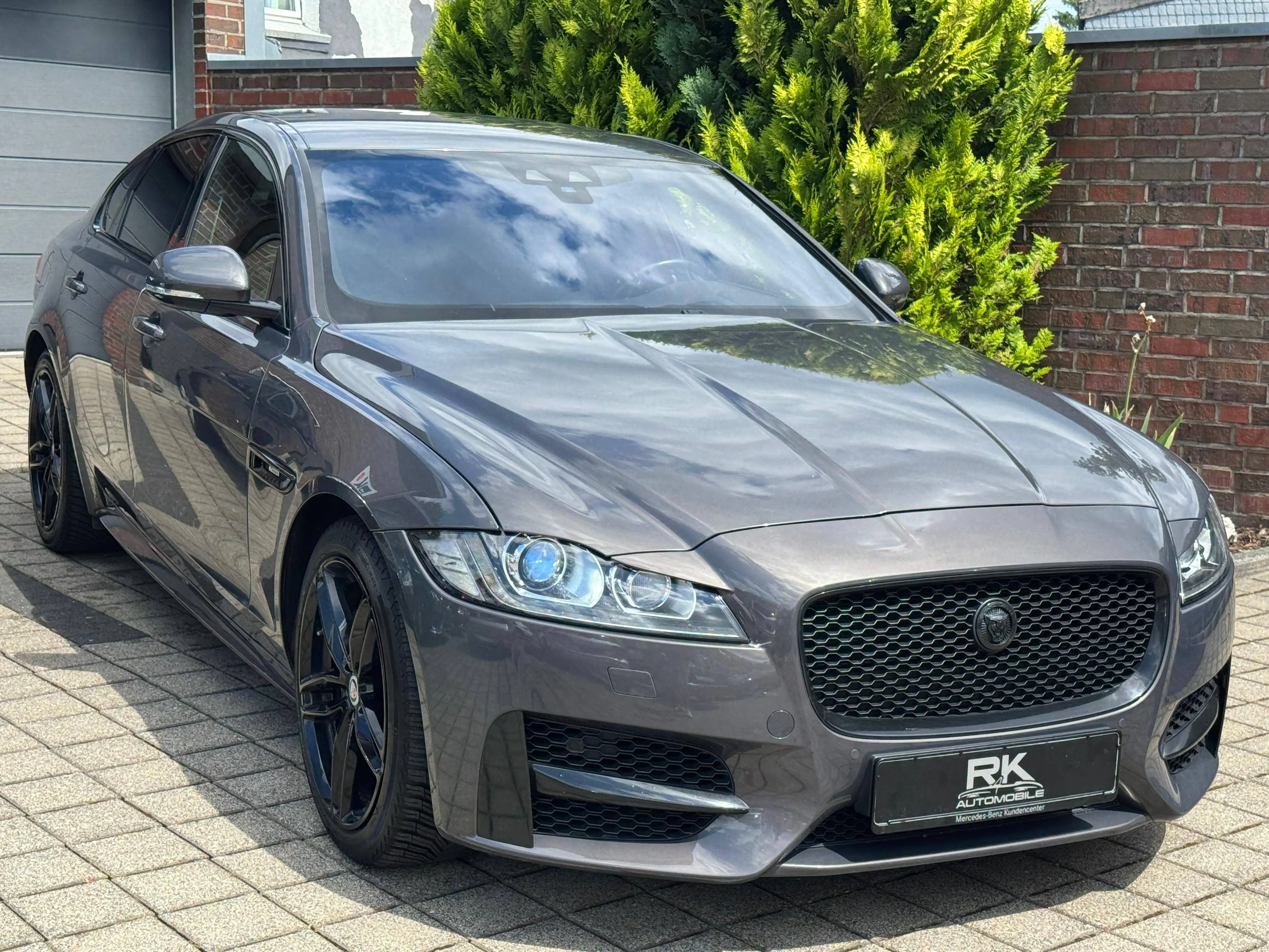 Jaguar XF R-Sport Allrad — photo 3