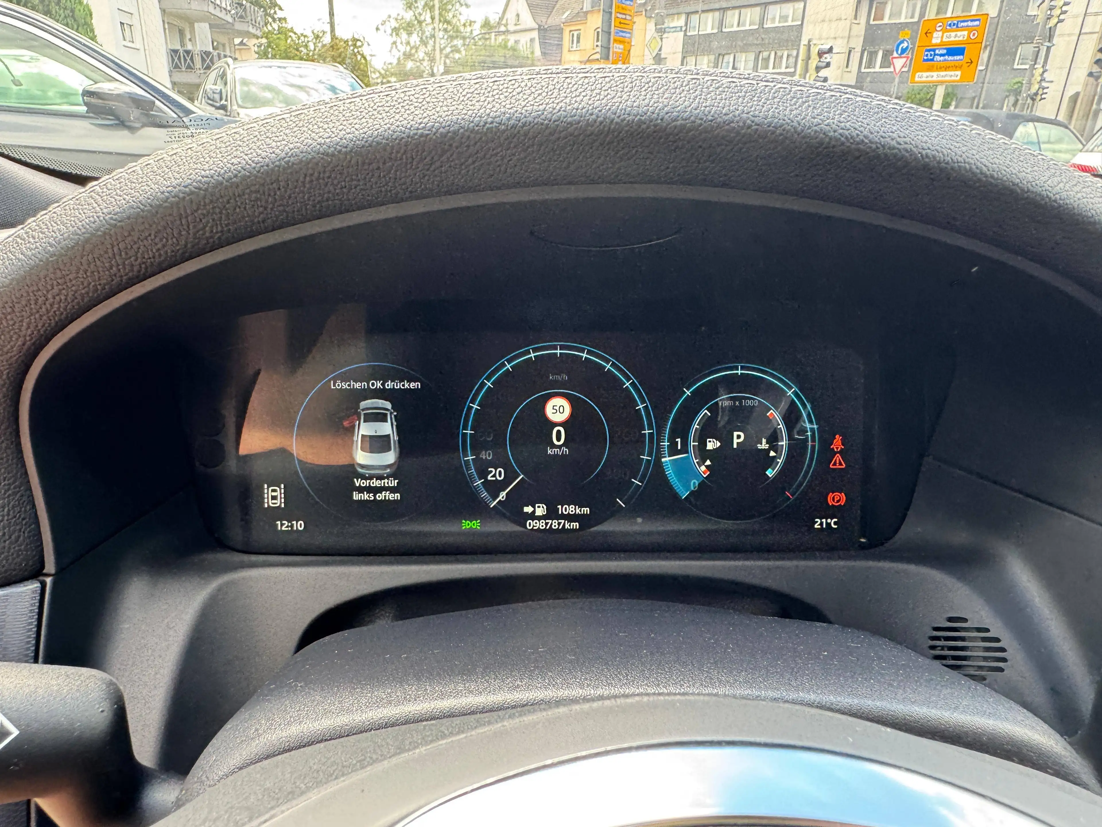 Jaguar XF R-Sport Allrad — photo 12