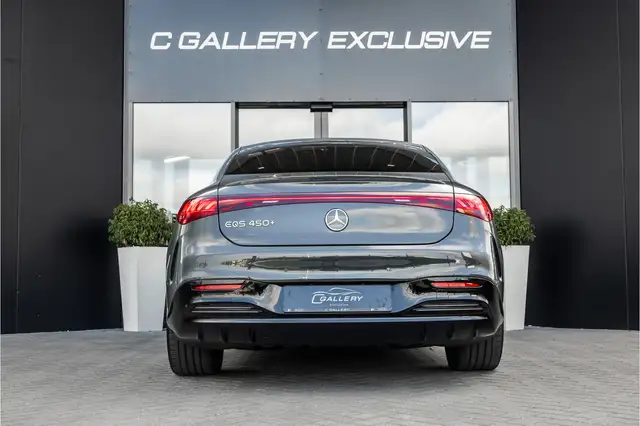 Mercedes-Benz Eqs view 5