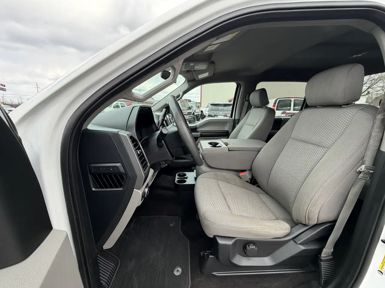 Ford F 150 снимка Ford F 150