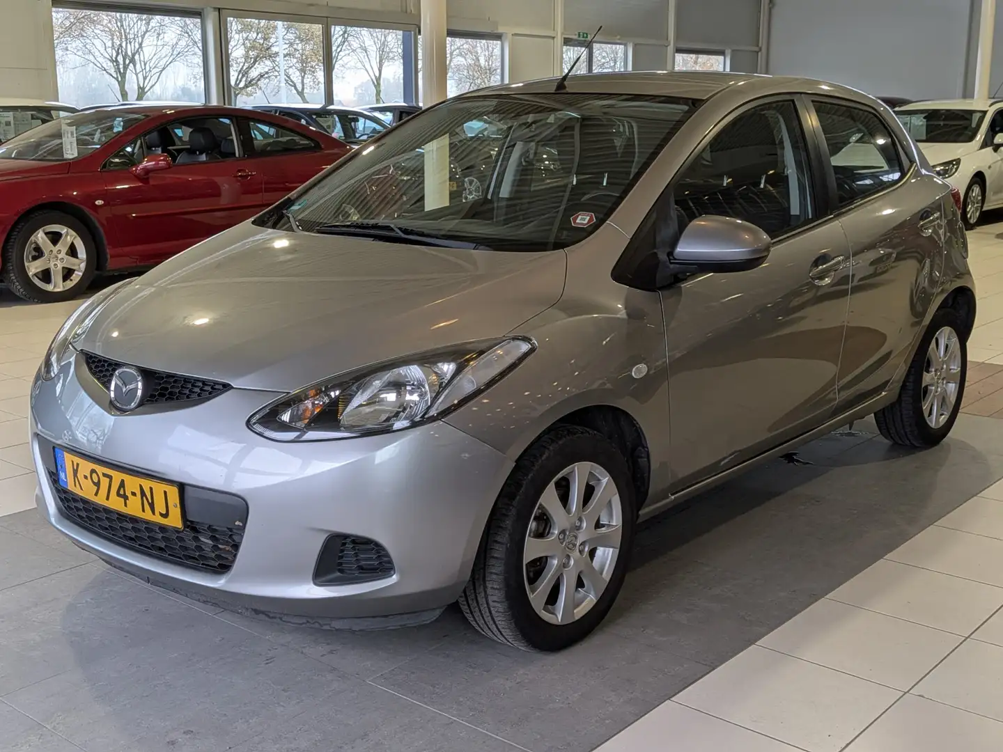 Mazda 2 1.3 XS Airco, Stuurbekrachtiging Grijs - 2