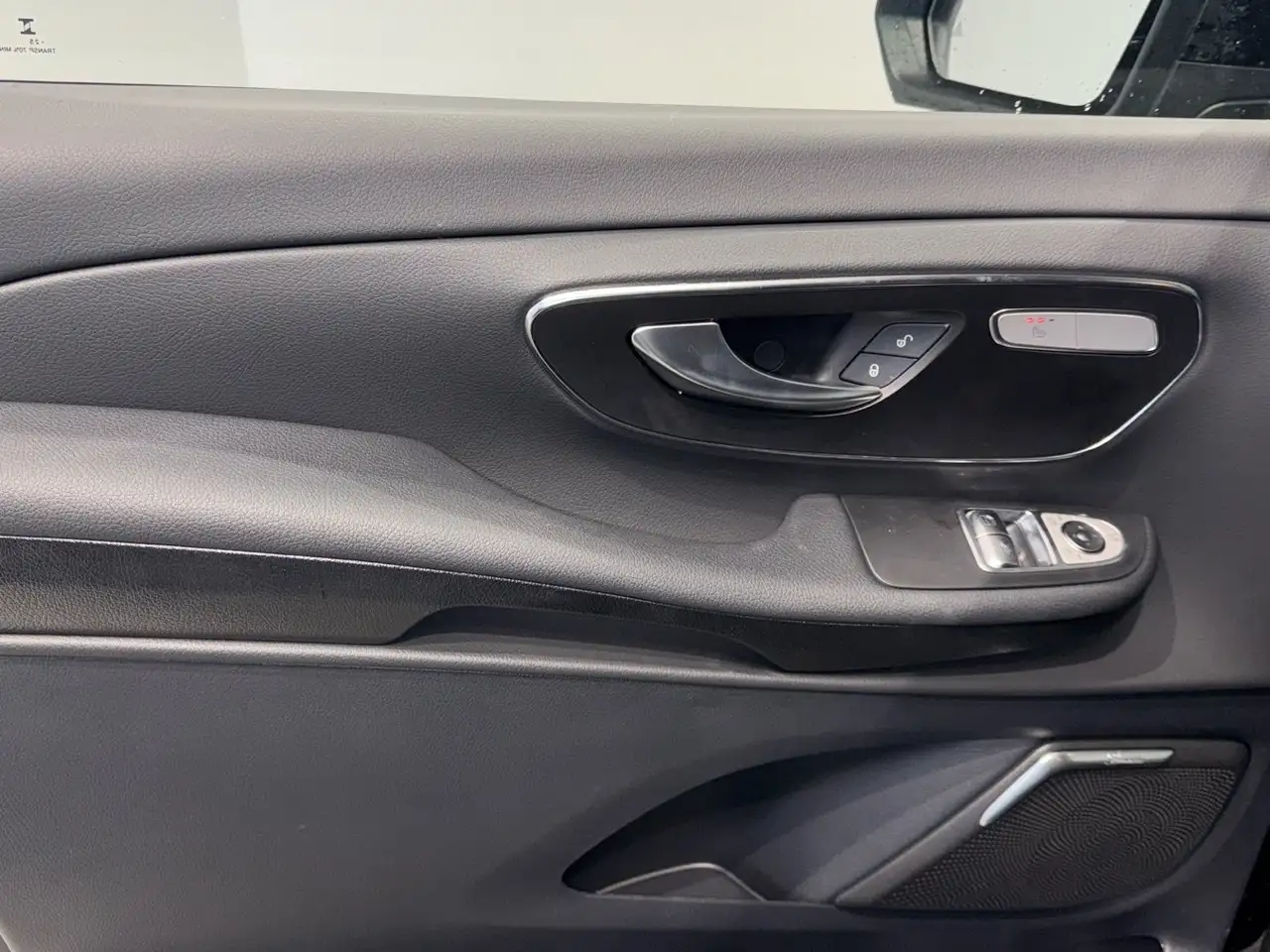 Mercedes-Benz V 300 d Style extralang AMG Standhzg AHK2,5t 360° 14