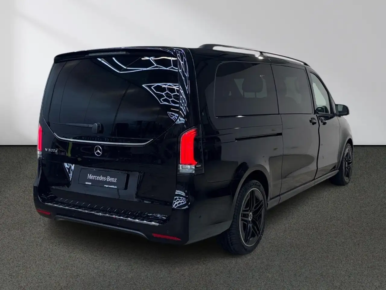 Mercedes-Benz V 300 d Style extralang AMG Standhzg AHK2,5t 360° 4