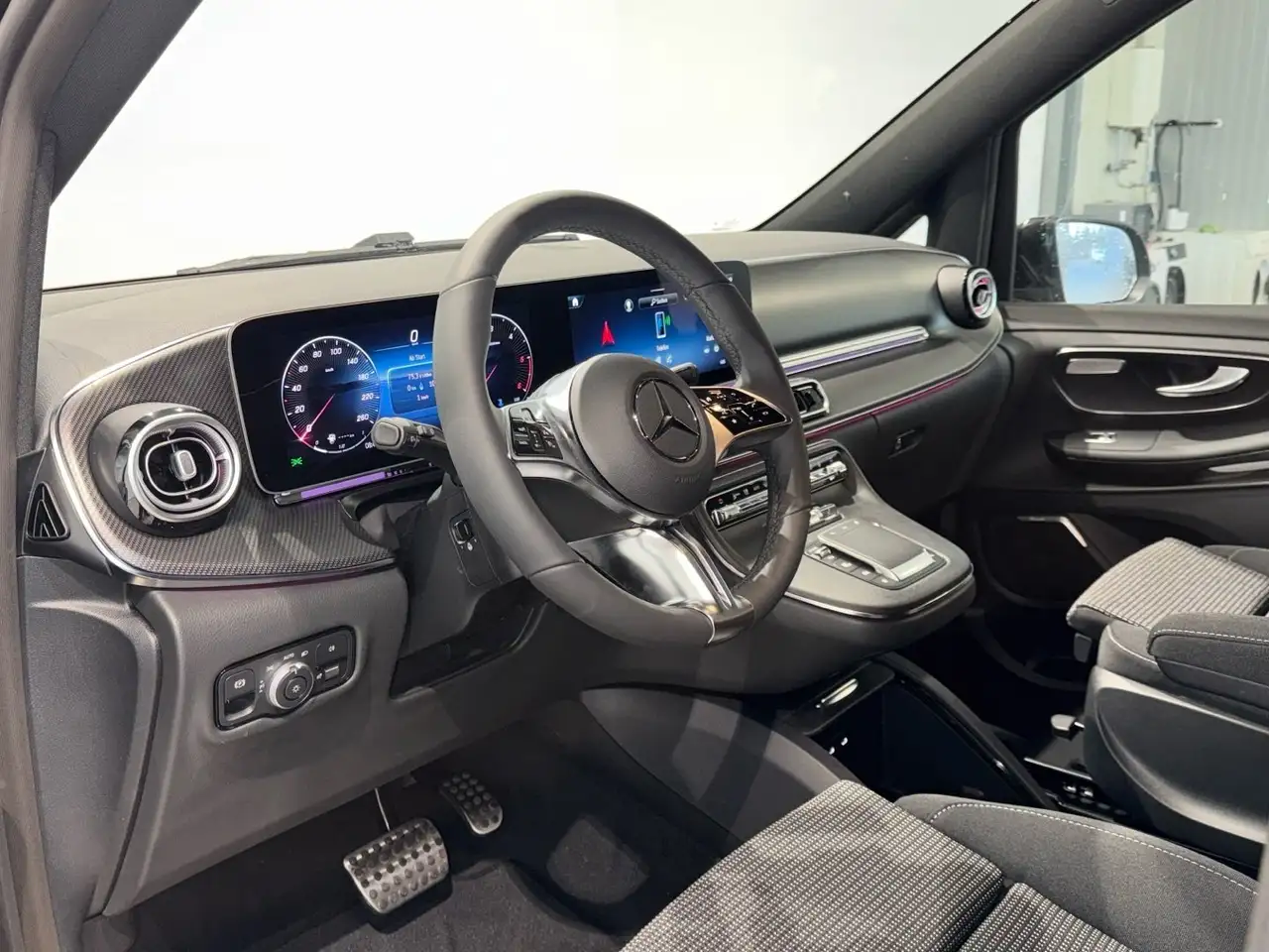 Mercedes-Benz V 300 d Style extralang AMG Standhzg AHK2,5t 360° 11