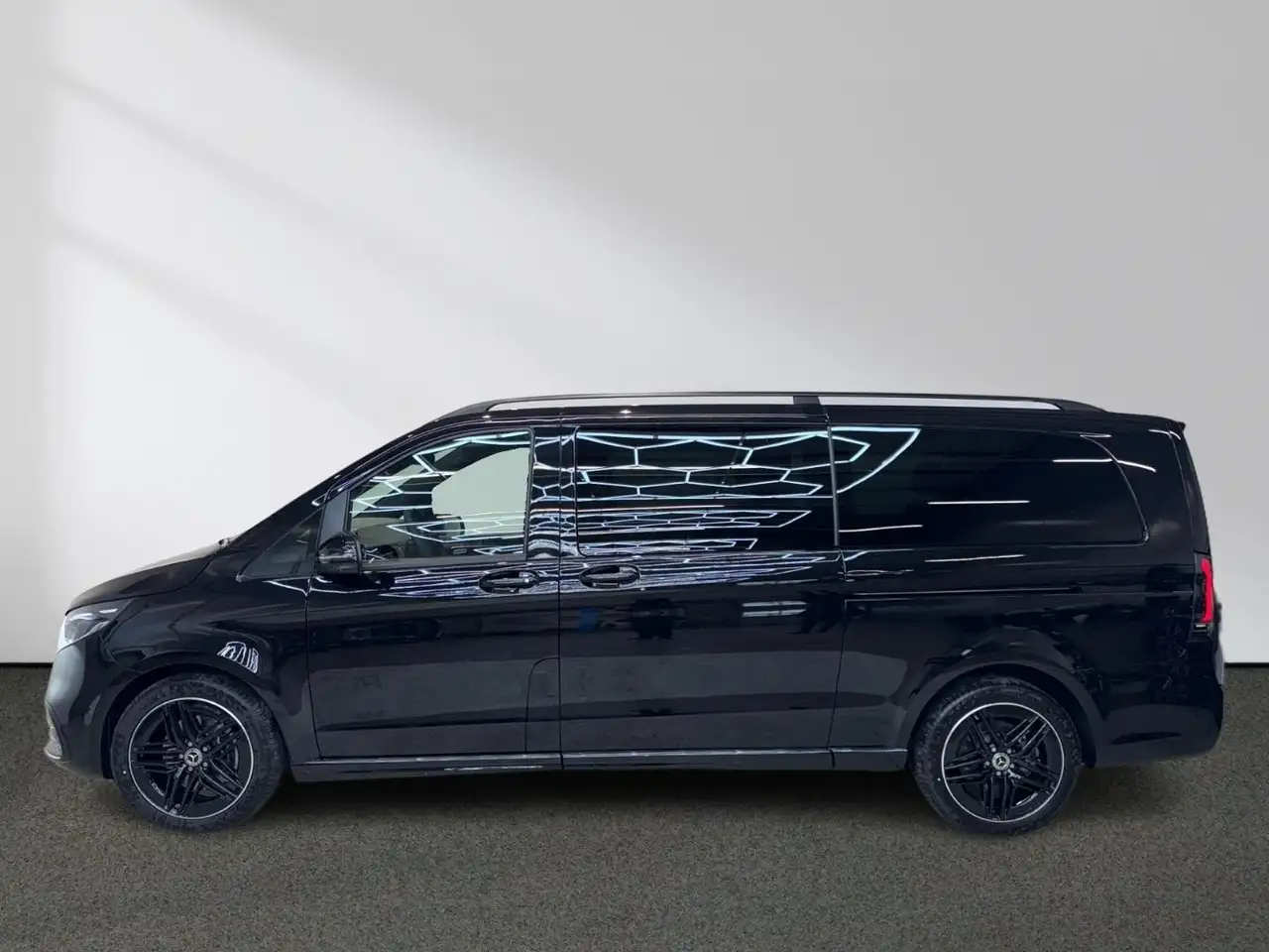 Mercedes-Benz V 300 d Style extralang AMG Standhzg AHK2,5t 360° 3