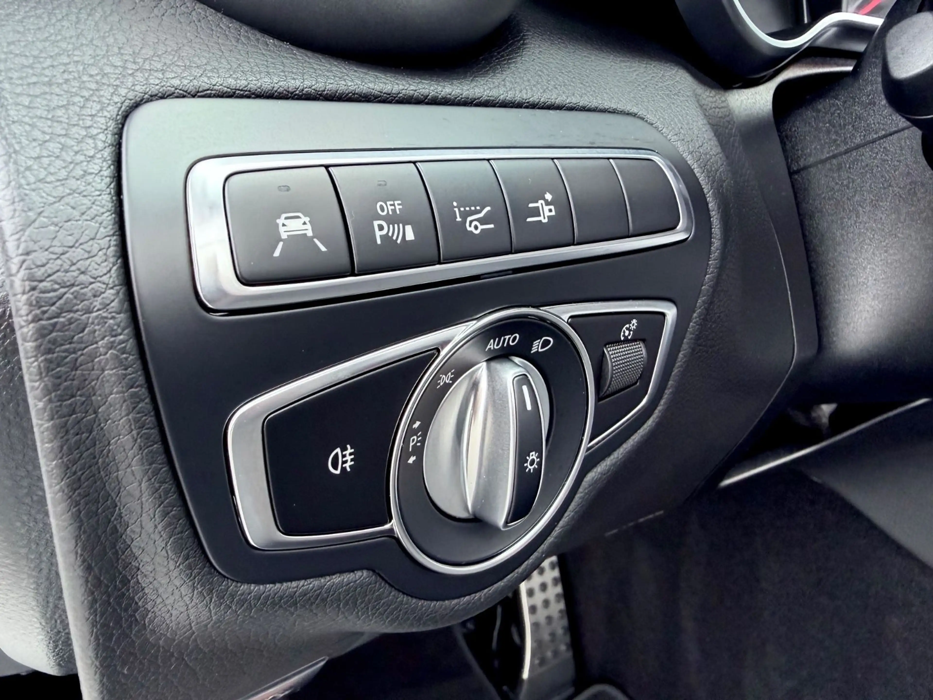 Mercedes-Benz C 63 AMG Cabrio /LED/ACC/HUD/BURM/CAM/GARANTIE/ — photo 15