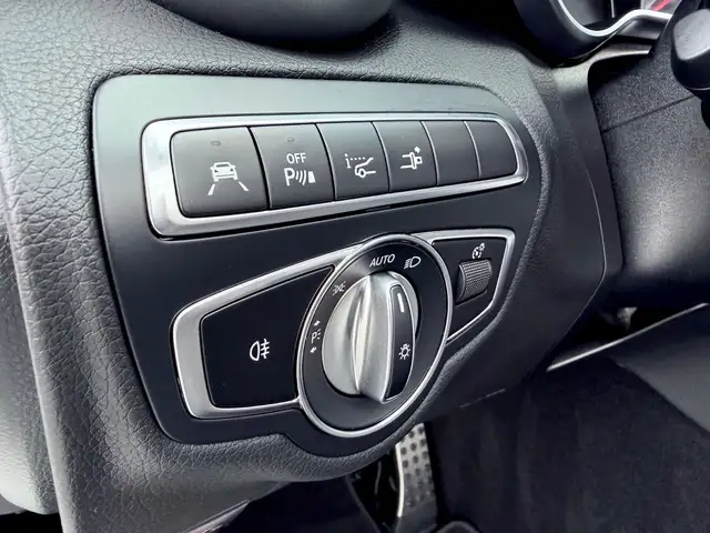 Mercedes-Benz C-Class view 15