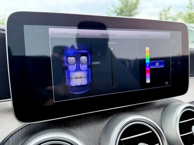 Mercedes-Benz C-Class view 20
