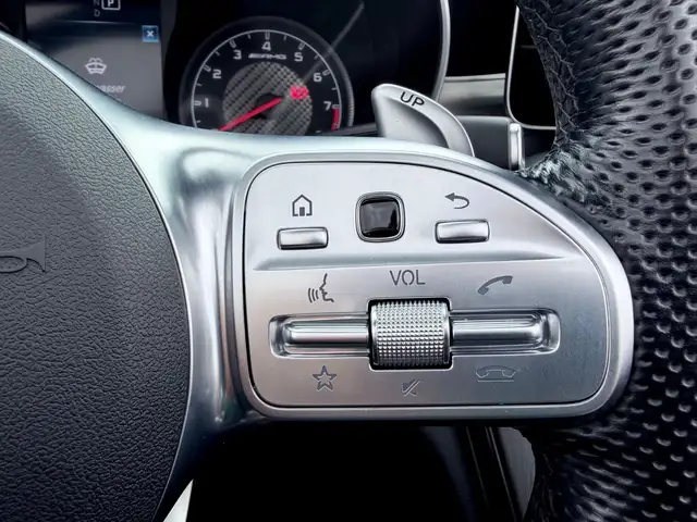 Mercedes-Benz C-Class view 18