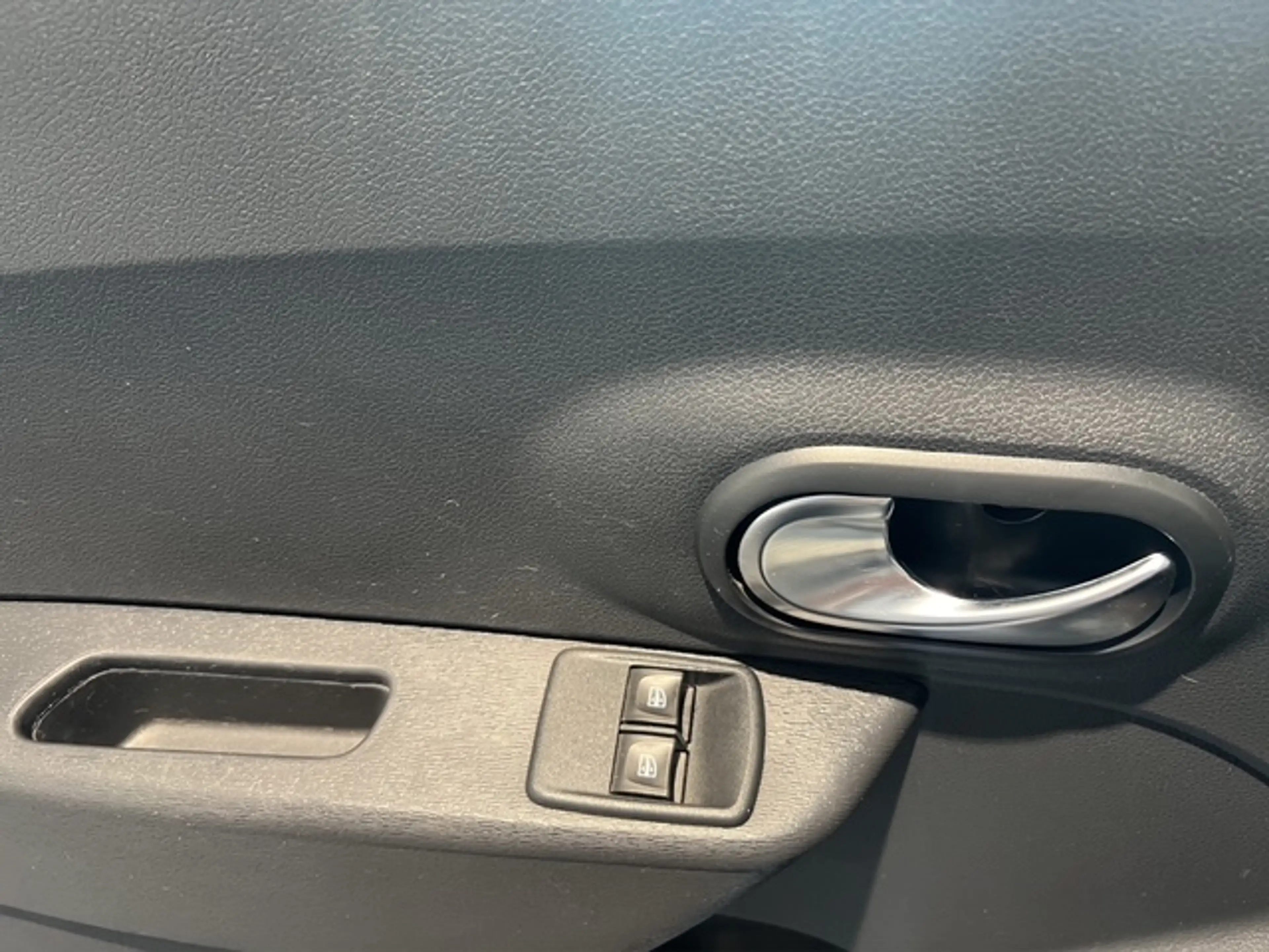 Dacia Dokker Stepway — photo 12