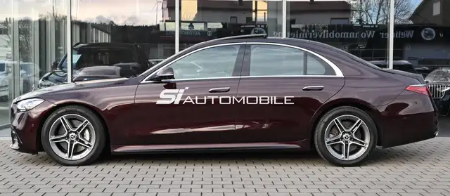 Mercedes-Benz S-Class view 2