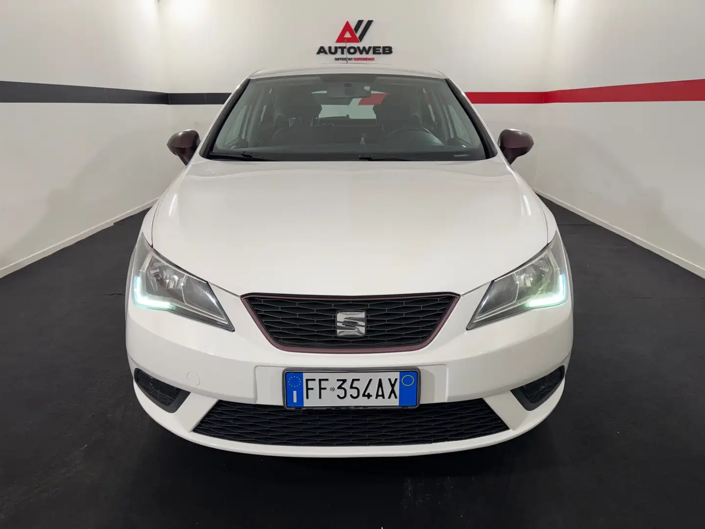 SEAT Ibiza Ibiza 1.0 75 CV 5p. Style Bianco - 2