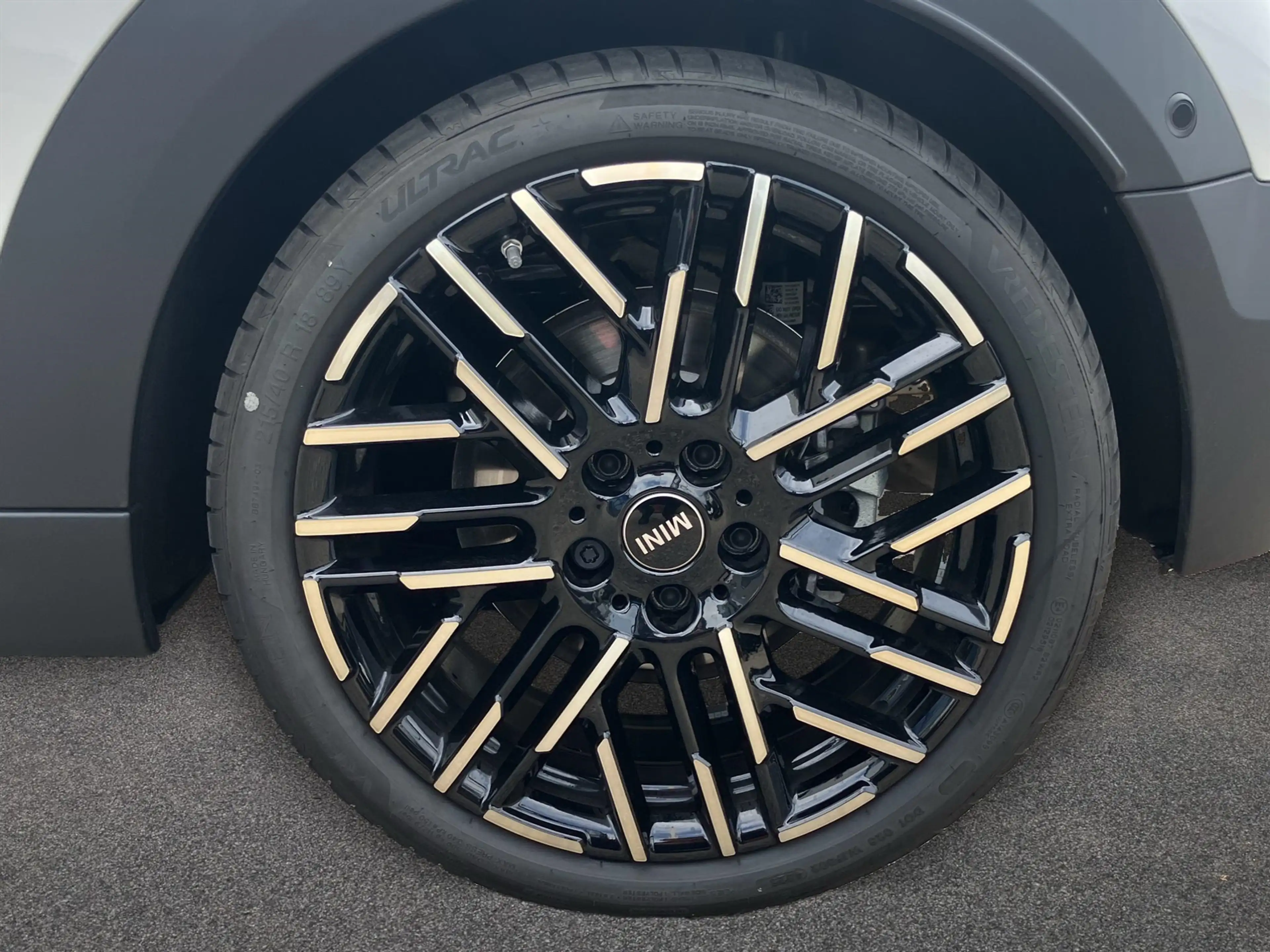 MINI Cooper Cabrio S — photo 17