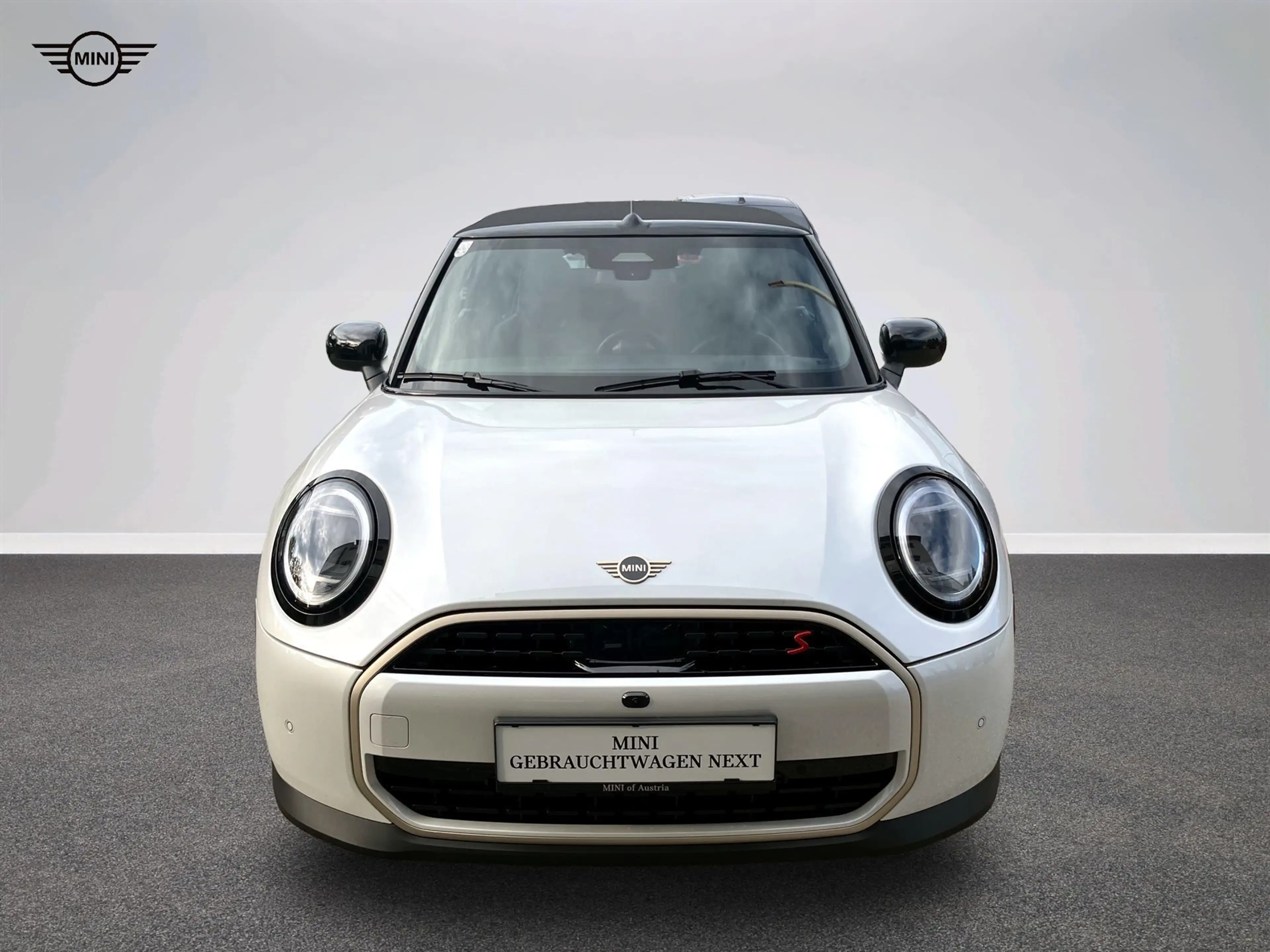 MINI Cooper Cabrio S — photo 3
