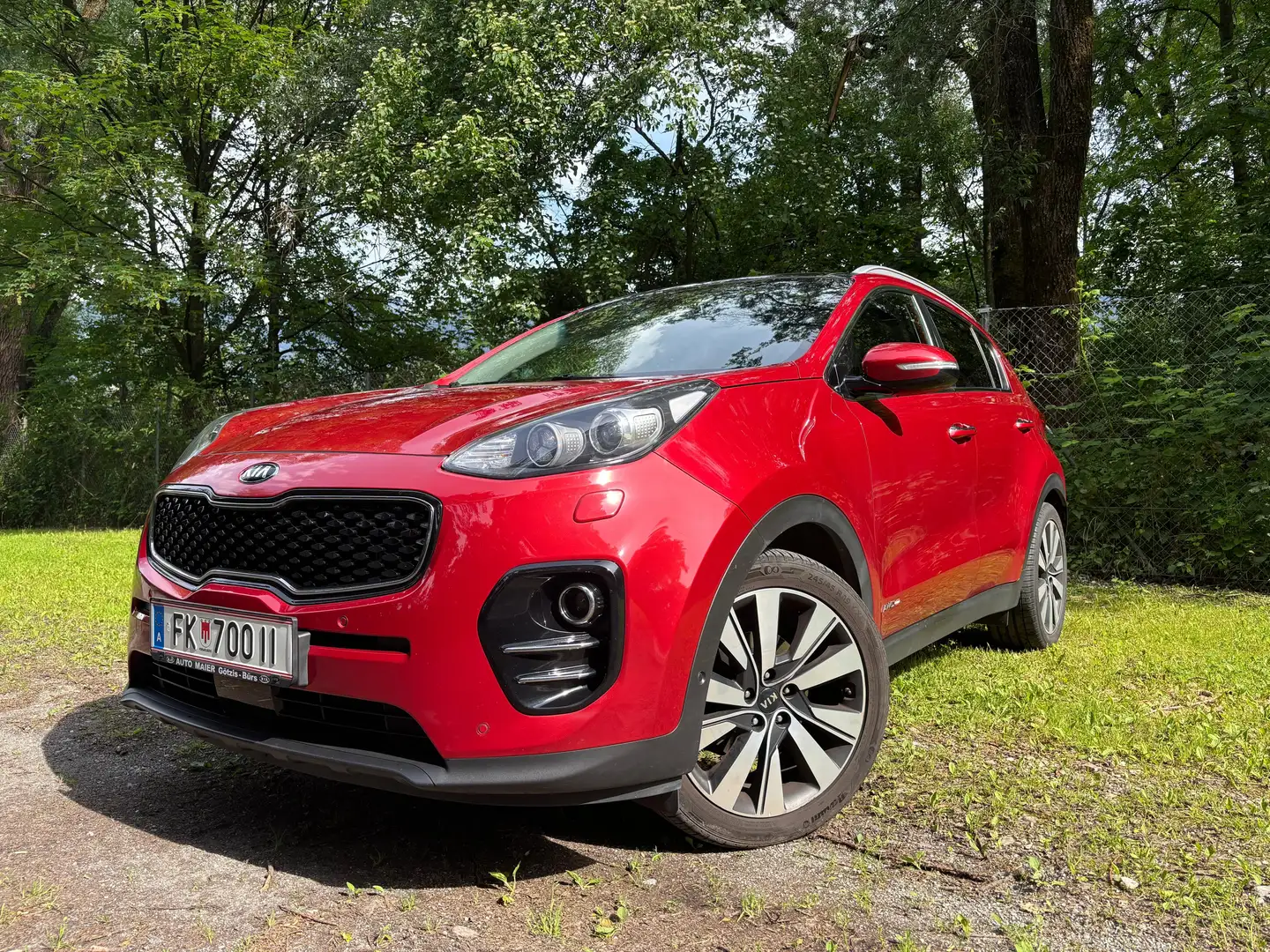 Kia Sportage Sportage 2,0 CRDI AWD Platin Aut. Platin Rot - 1
